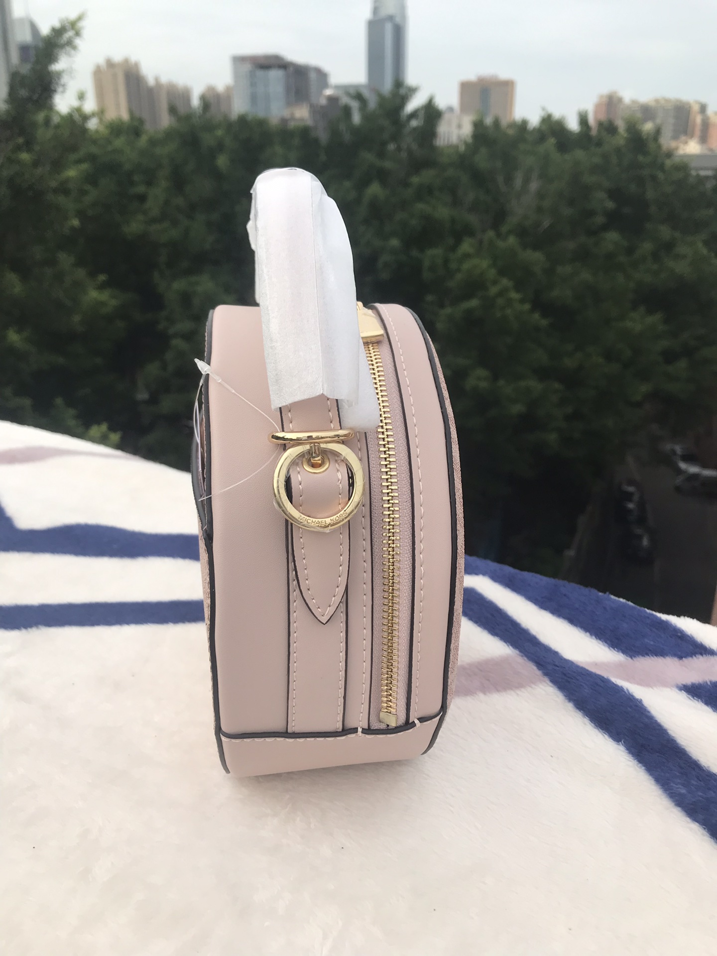Michael Kors 手提圆包pu拼粉色