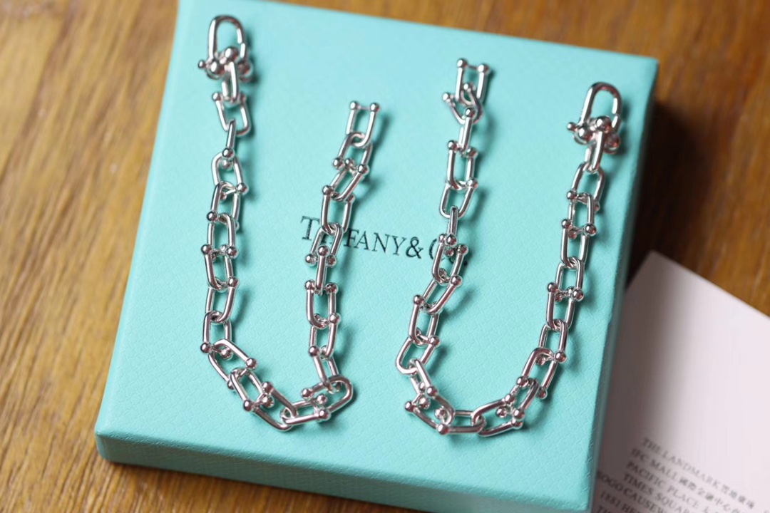 Tiffany & Co. T家U形竹节手链 随手拍