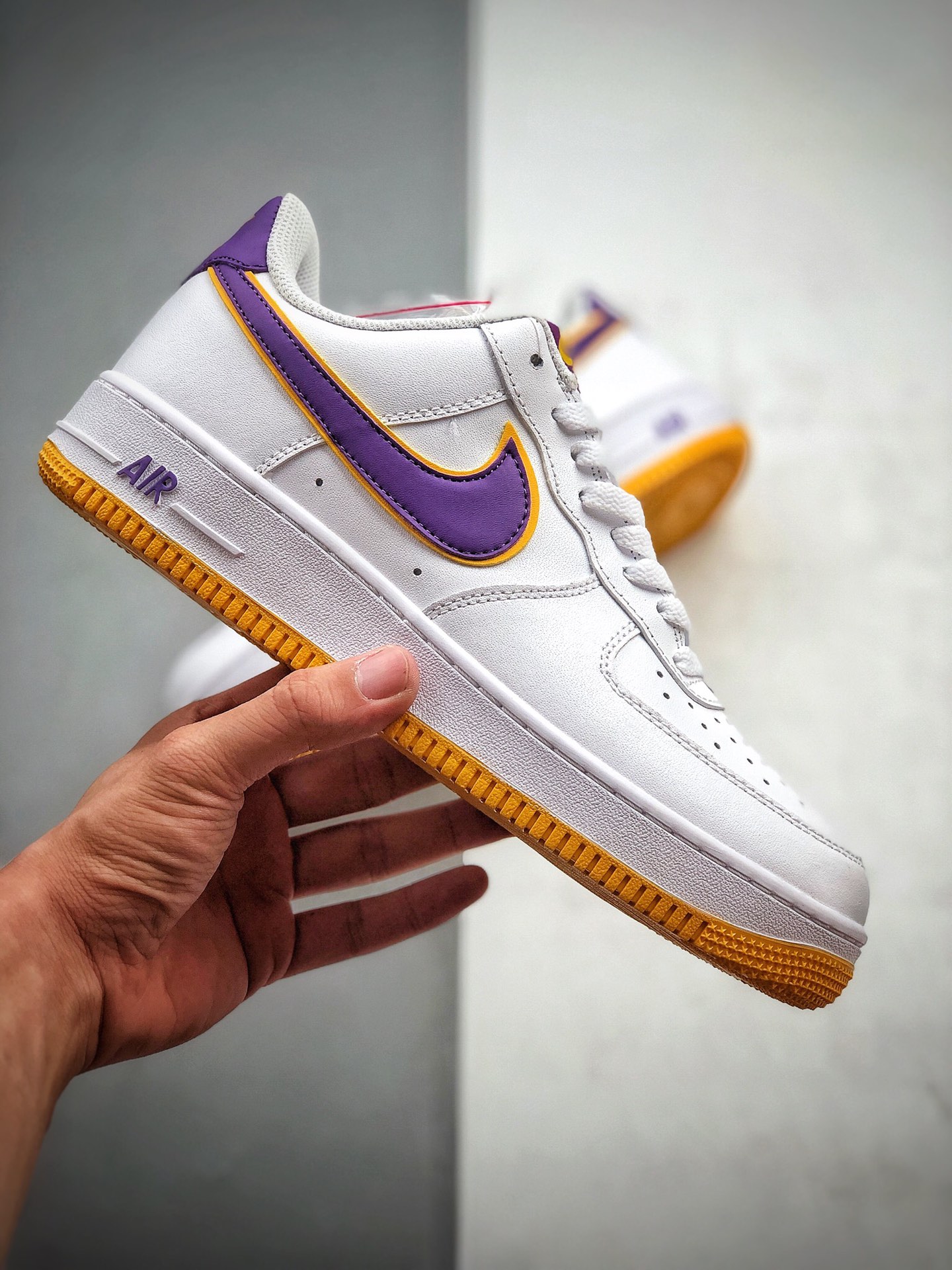180  致敬曼巴 公司级 Nike Air Force 1'07 Low “湖人紫金”配色 HK7765-024