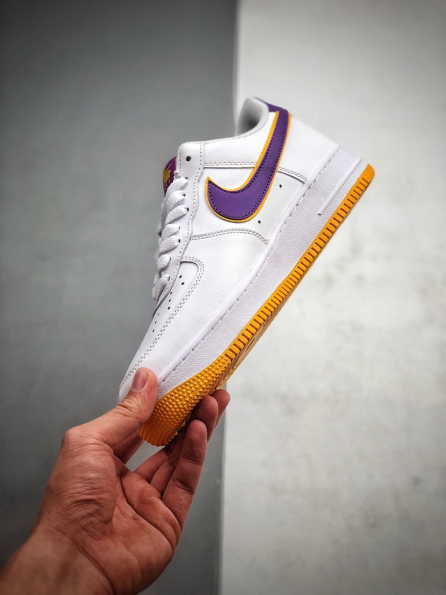 180  致敬曼巴 公司级 Nike Air Force 1'07 Low “湖人紫金”配色 HK7765-024