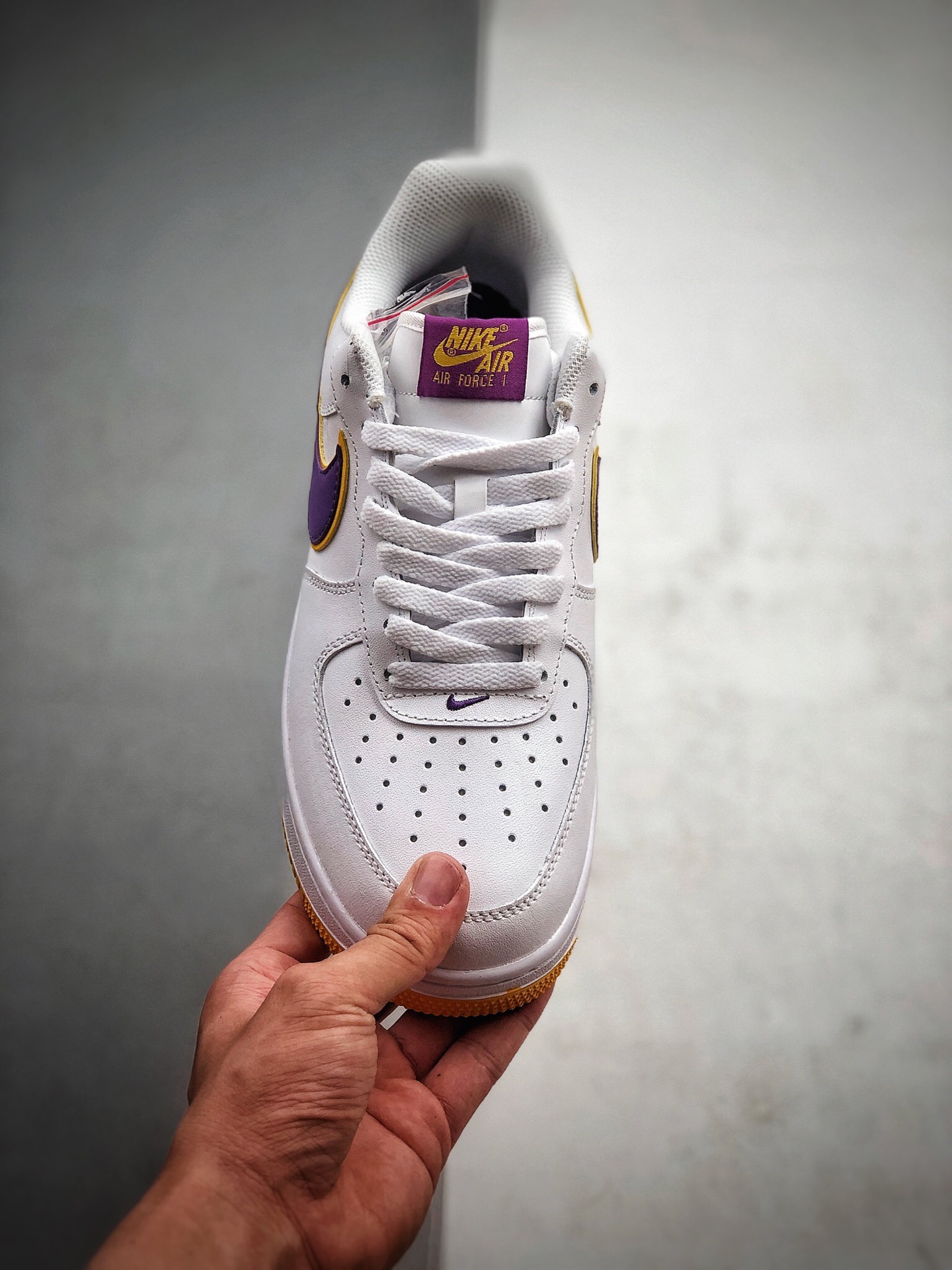 180  致敬曼巴 公司级 Nike Air Force 1'07 Low “湖人紫金”配色 HK7765-024