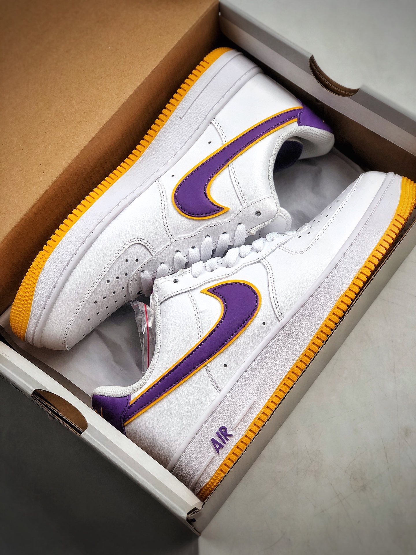 180  致敬曼巴 公司级 Nike Air Force 1'07 Low “湖人紫金”配色 HK7765-024