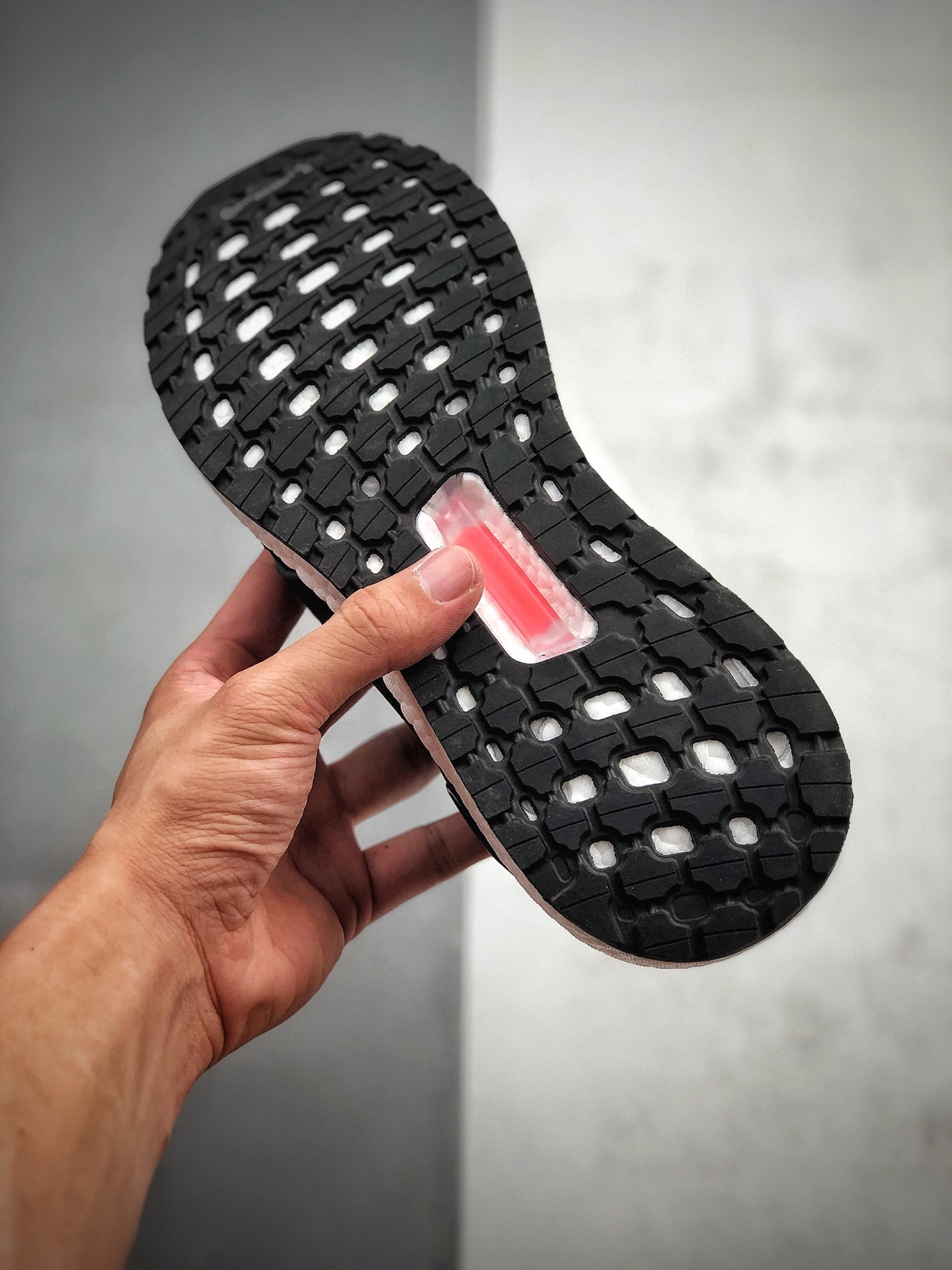 180  Adidas 阿迪达斯 Ultra Boost 20 爆米花中底休闲跑步鞋