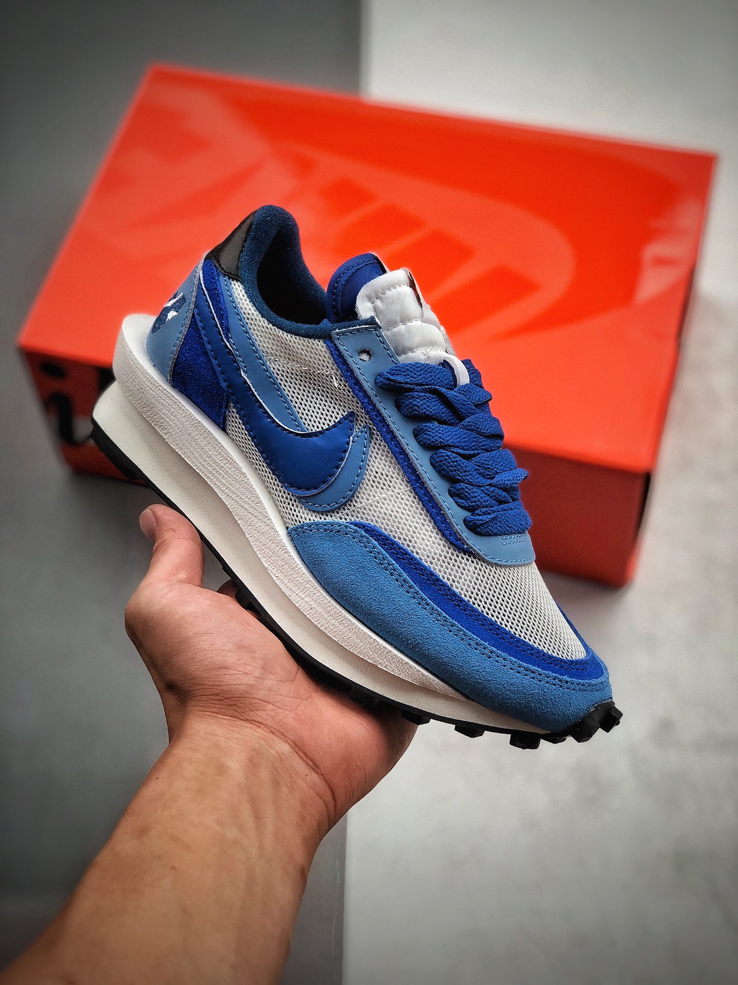 200  Sacai x Nike LVD Waffle Daybreak 情人节双钩双鞋舌 货号:BV2552-401