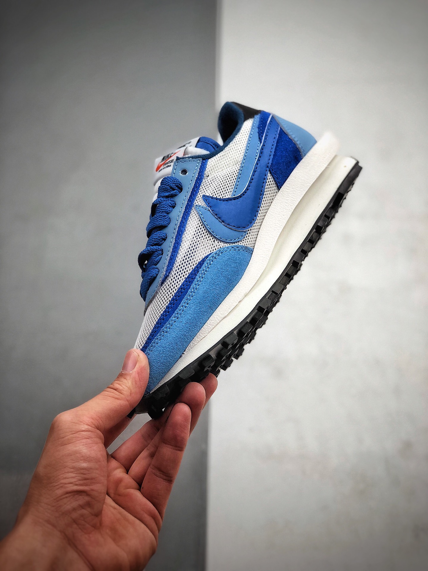 200  Sacai x Nike LVD Waffle Daybreak 情人节双钩双鞋舌 货号:BV2552-401