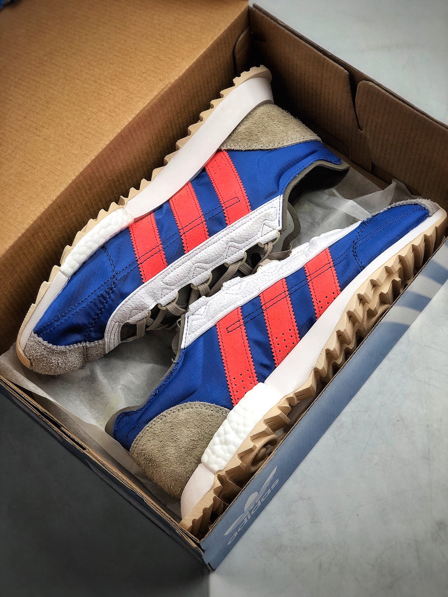 230 Adidas 阿迪达斯 SL7600复古运动休闲跑鞋 EG6780