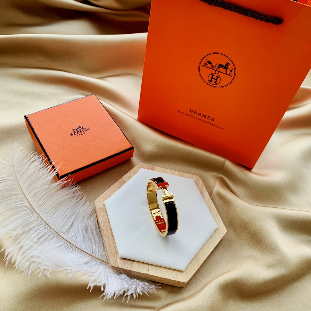 Hermes Jewelry Bracelet Gold Yellow Unisex Women