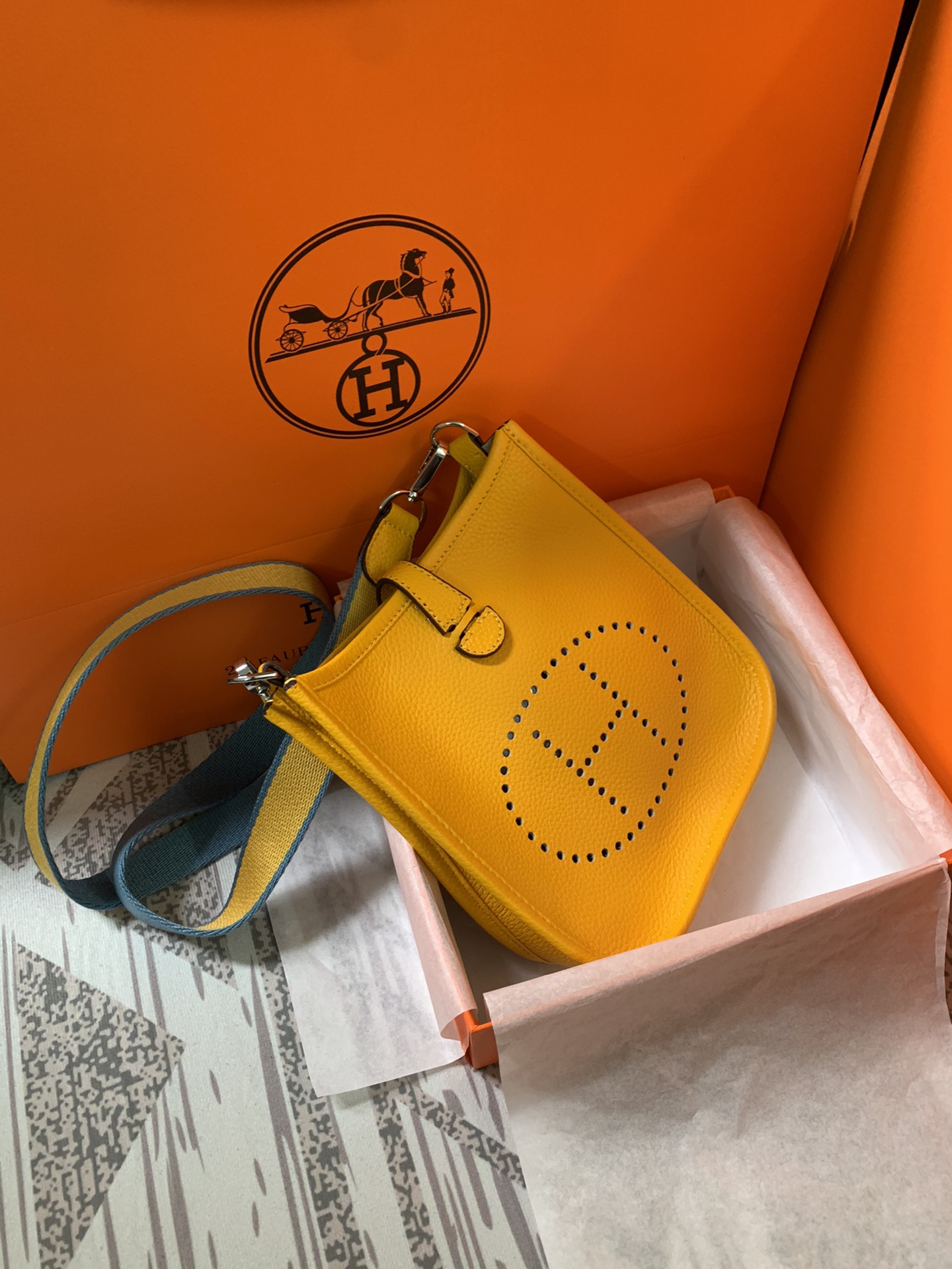 Evelyne mini 伊芙琳迷你 Togo 牛皮バッグ 手感超ソフト