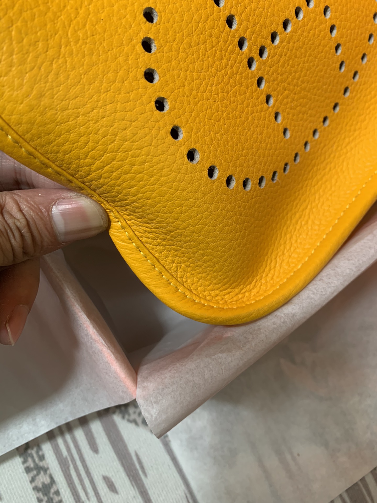 Evelyne mini 伊芙琳迷你 Togo 牛皮バッグ 手感超ソフト