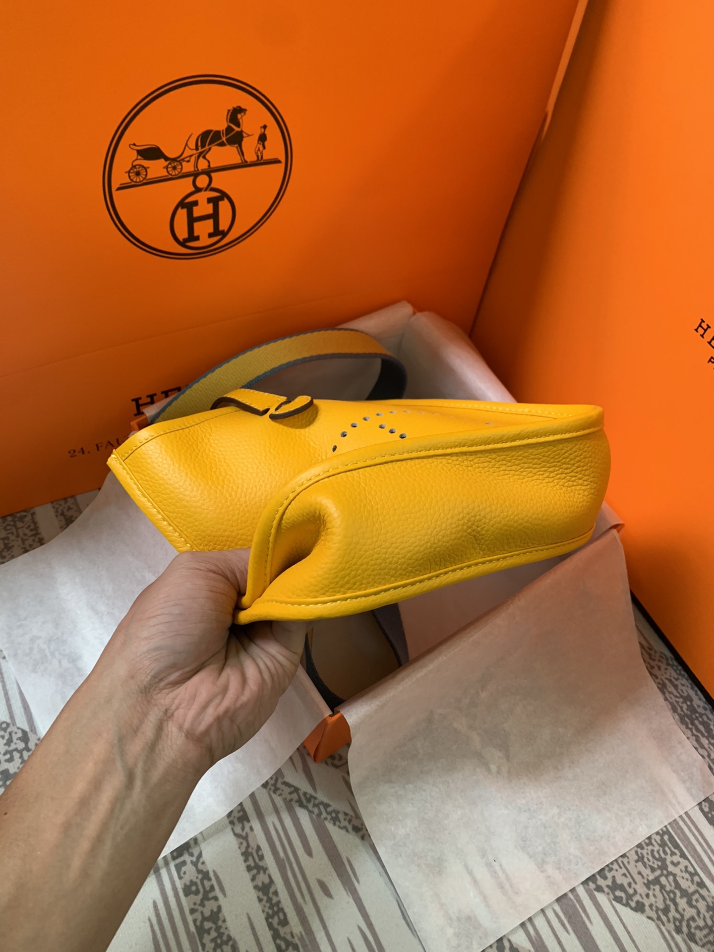 Evelyne mini 伊芙琳迷你 Togo 牛皮バッグ 手感超ソフト