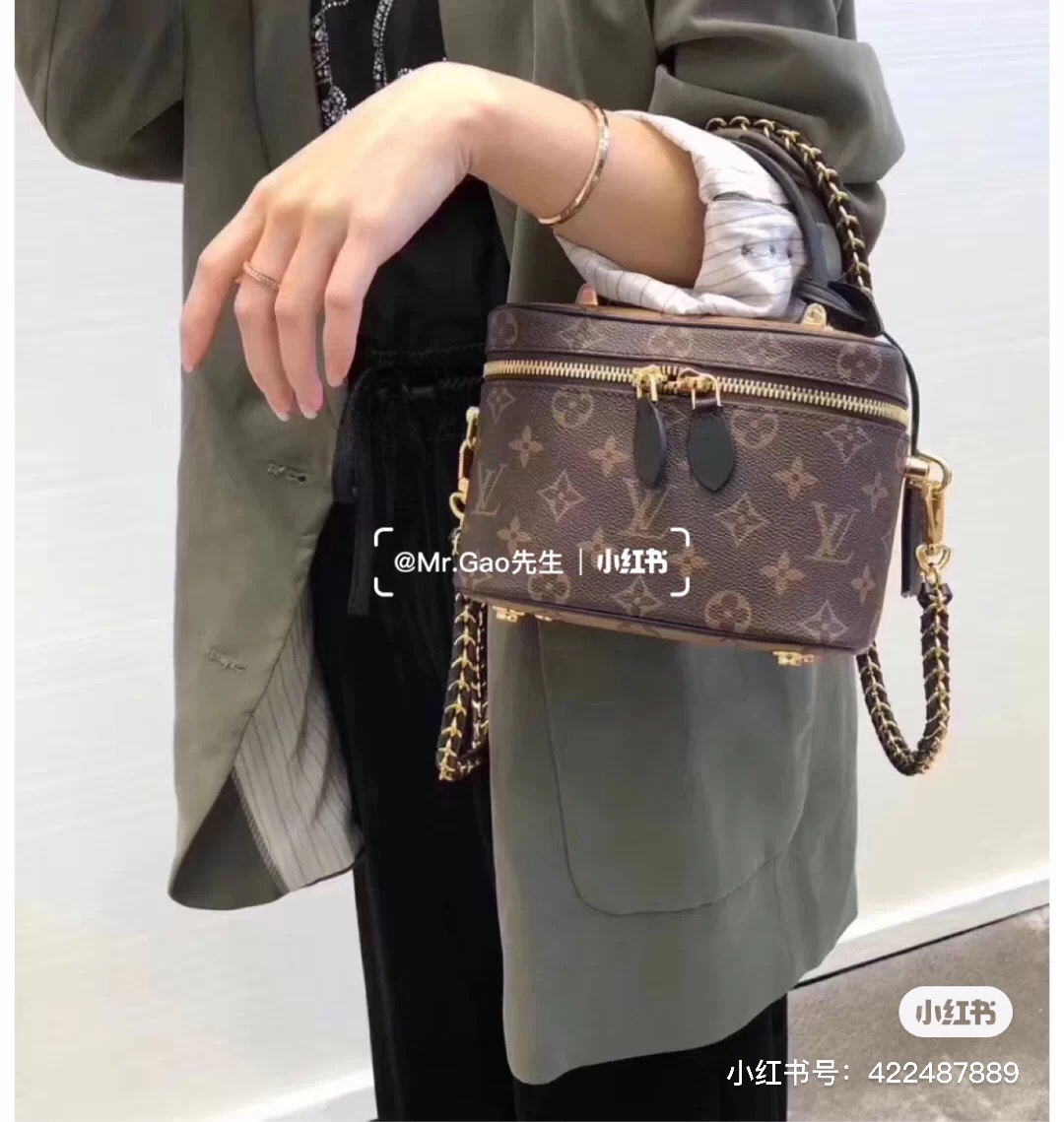 博主 网红 明星都在种草的一款神奇包～
在小红书已经被Po烂了
但是依然阻止不了大家对它的热卖
一包难求 果然名不虚传！