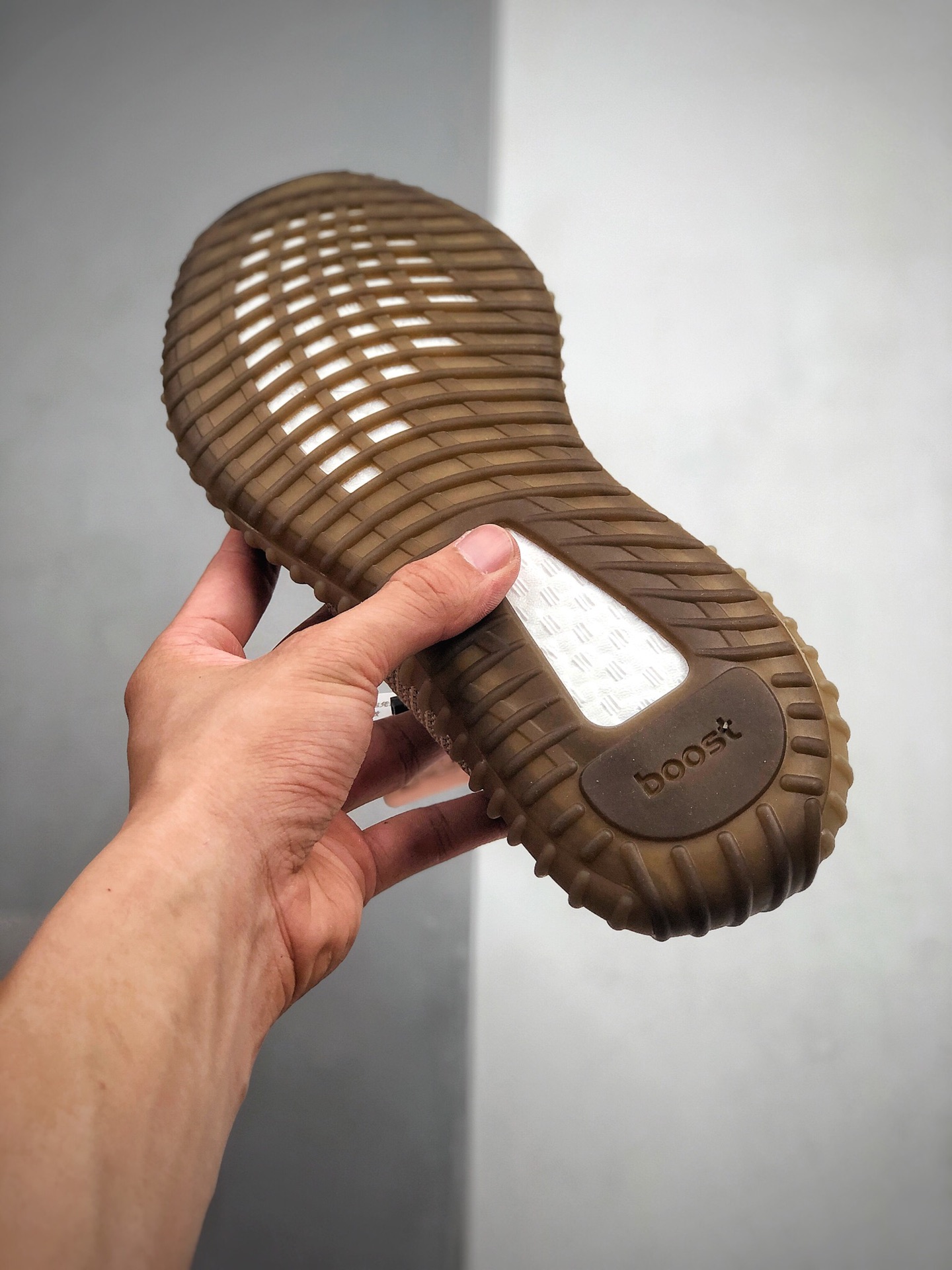 290  Adidas Yeezy 350 Boost V2野鸡红新配色FZ5240