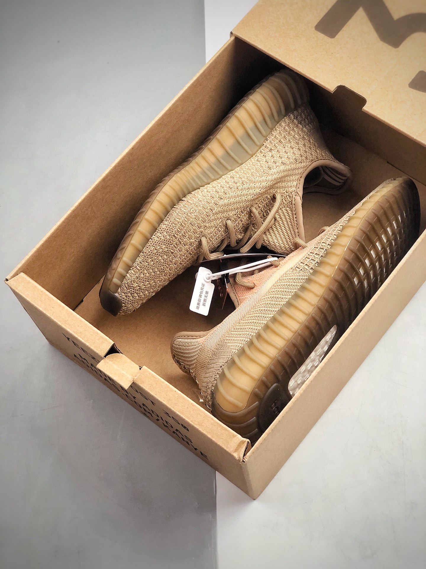 290  Adidas Yeezy 350 Boost V2野鸡红新配色FZ5240
