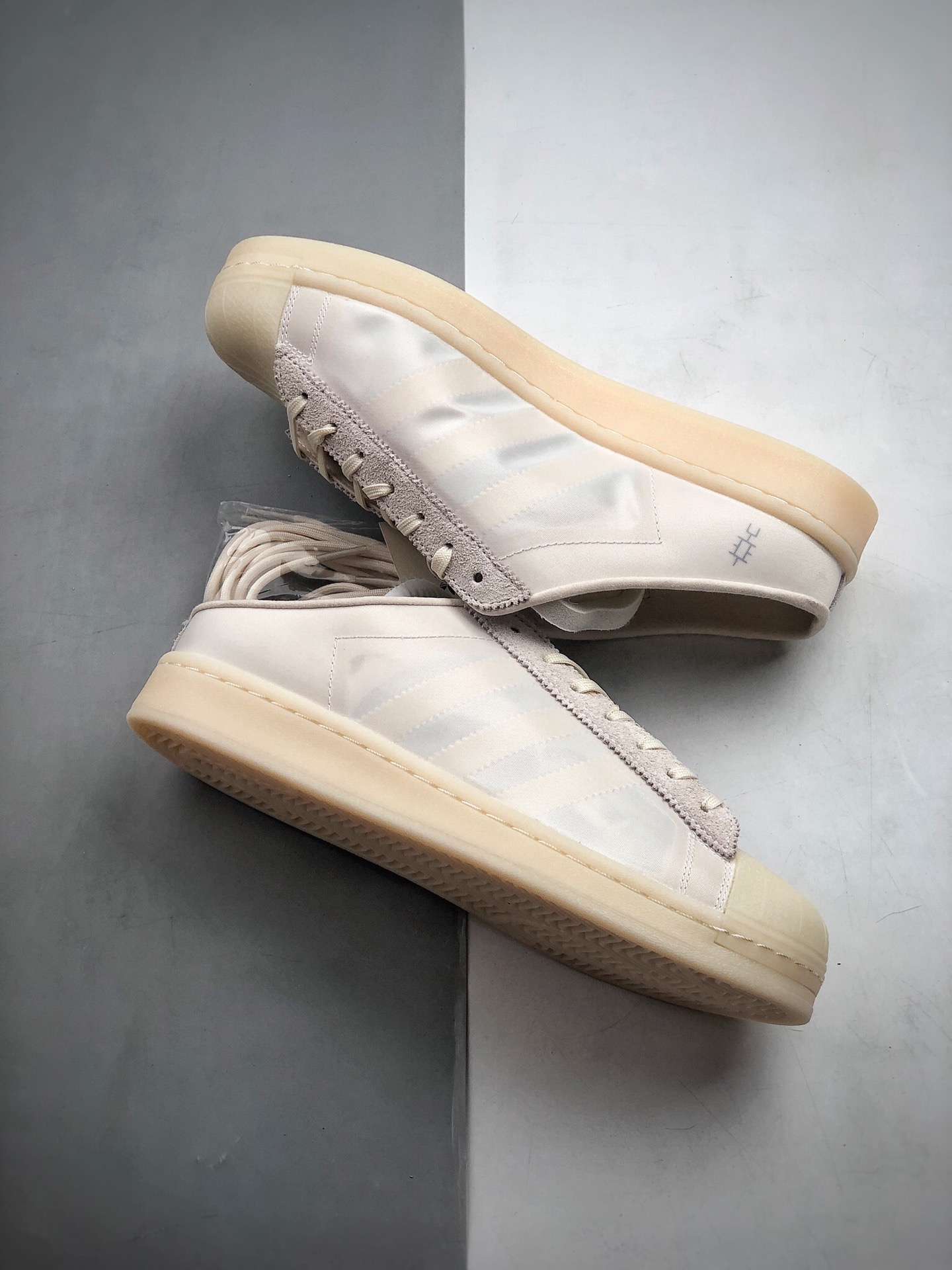 160 公司级 adidas 贝壳头 半拖 帆布 米白色 陈奕迅 阿虎同款FX8116