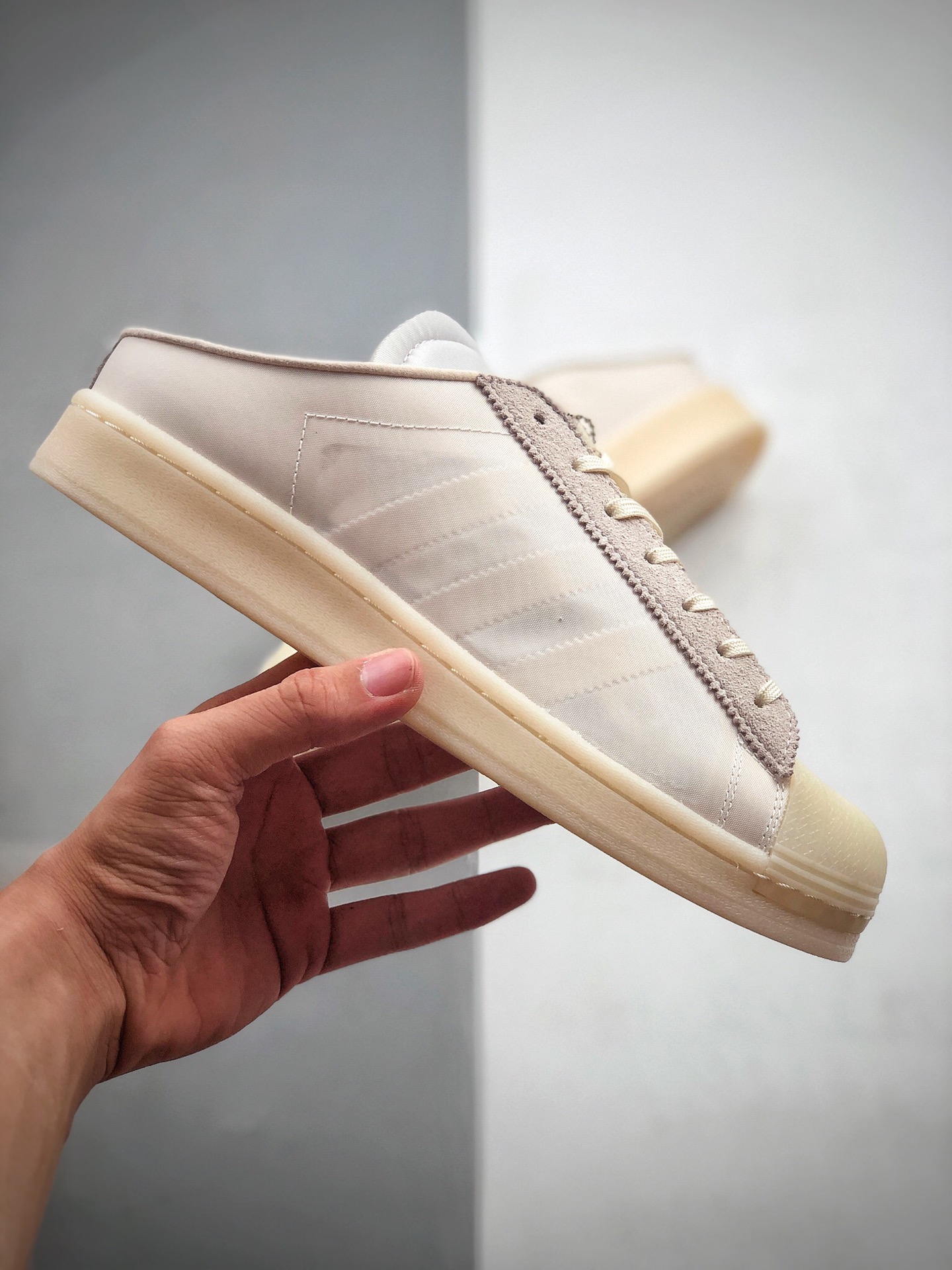 160 公司级 adidas 贝壳头 半拖 帆布 米白色 陈奕迅 阿虎同款FX8116