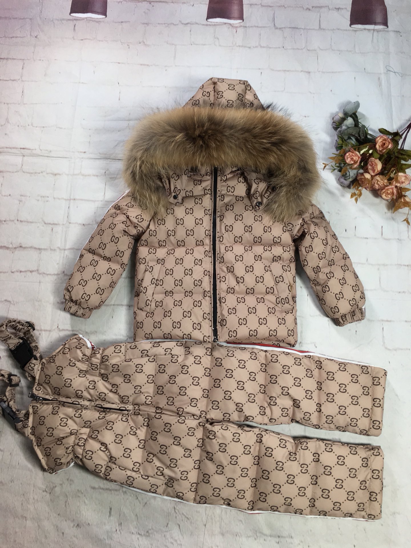 NO:578845,Instant delivery from stock!  !  !  Children's down jacket set!  Natural fur collar!  Size 0-2-4-6-8-10-12 is suitable for height 85-95----135-145, clothes, down jacket,19860909现货秒发！！！ 儿童羽绒服套装！天然毛领！ 尺寸0-2-4-6-8-10-12适合身高85-95----135-145,,衣服,down jacket,,Children's