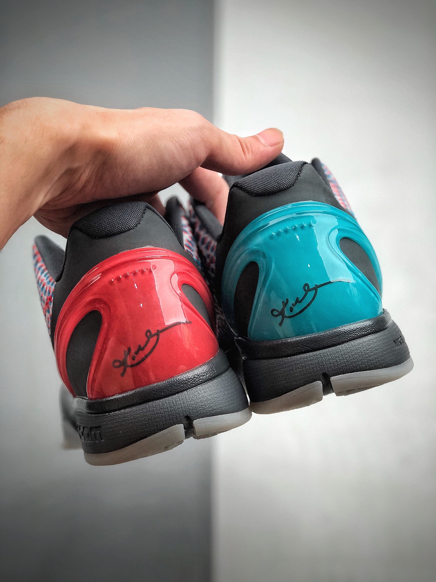 250 Nike Kobe 6 V 3D 好莱坞ZK 6是第一双科比将自己的绰号Black Mamba与自己的签名鞋DD2305-003