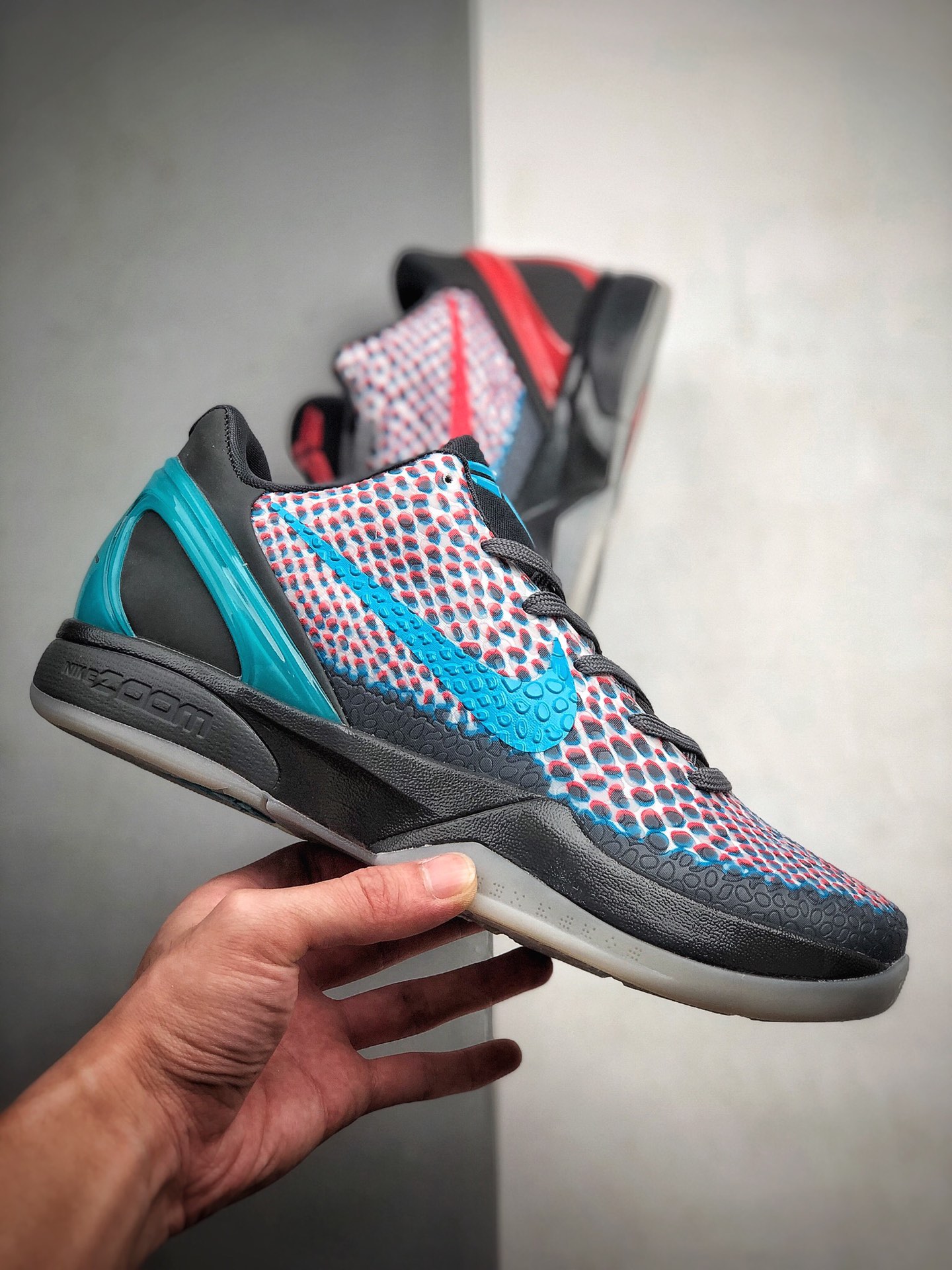 250 Nike Kobe 6 V 3D 好莱坞ZK 6是第一双科比将自己的绰号Black Mamba与自己的签名鞋DD2305-003