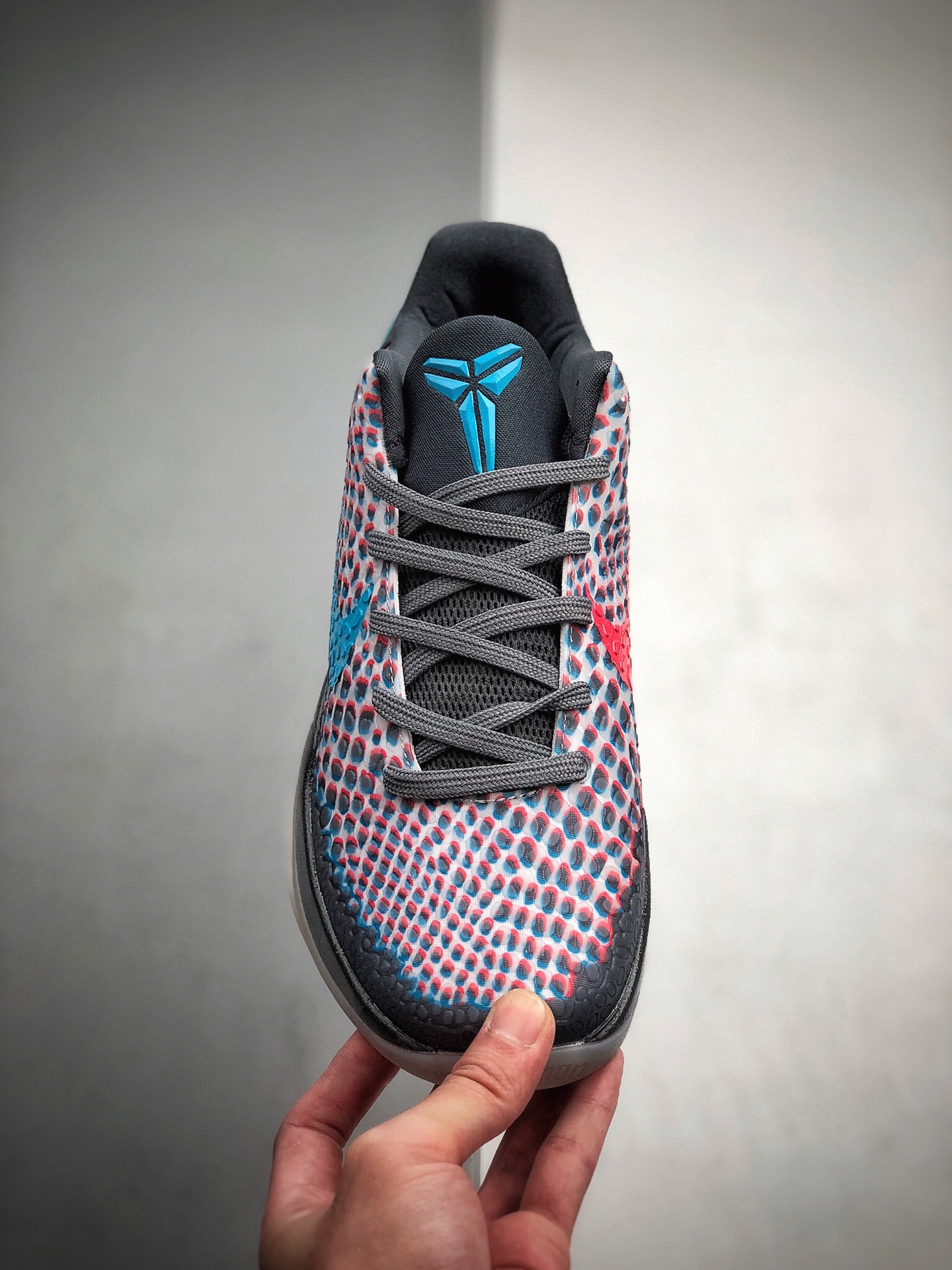 250 Nike Kobe 6 V 3D 好莱坞ZK 6是第一双科比将自己的绰号Black Mamba与自己的签名鞋DD2305-003