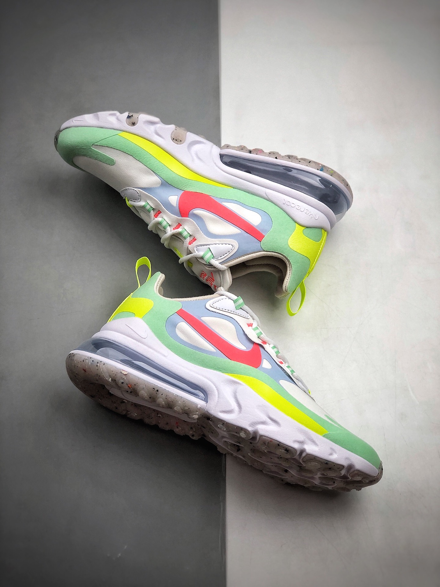 200 公司级 Max 270 糖果色 Nike React Air Max 270混合科技后掌半气垫慢跑鞋 DB5927 161