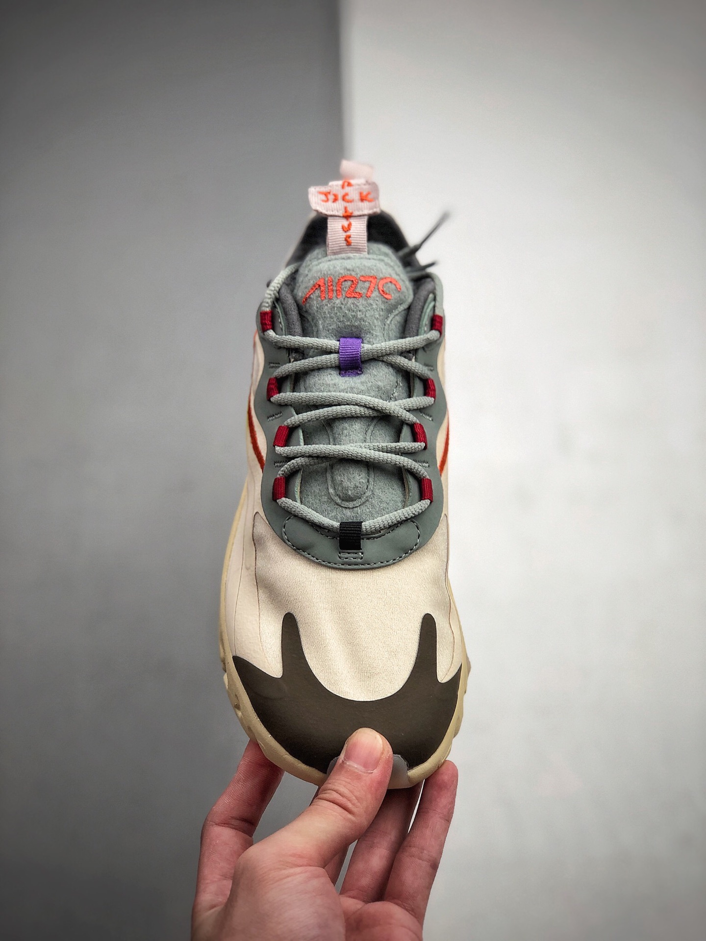 280  淡奶油 倒钩 白蓝橙色 Max 270 三代TRAVIS SCOTT X NIKE AIR MAX 270 REACT CV2414-200