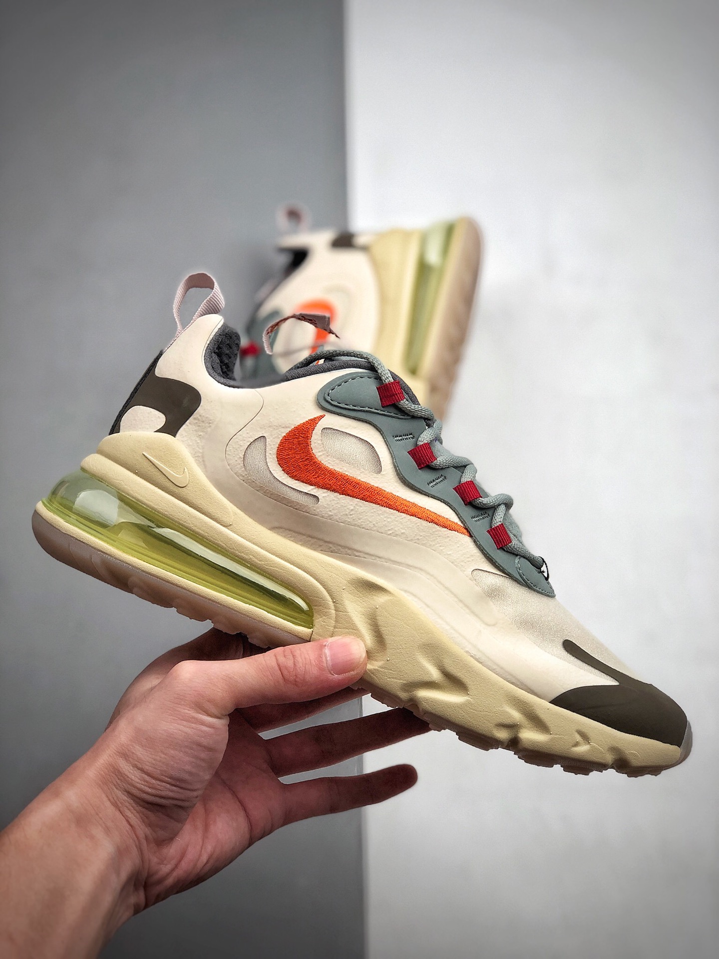 280  淡奶油 倒钩 白蓝橙色 Max 270 三代TRAVIS SCOTT X NIKE AIR MAX 270 REACT CV2414-200