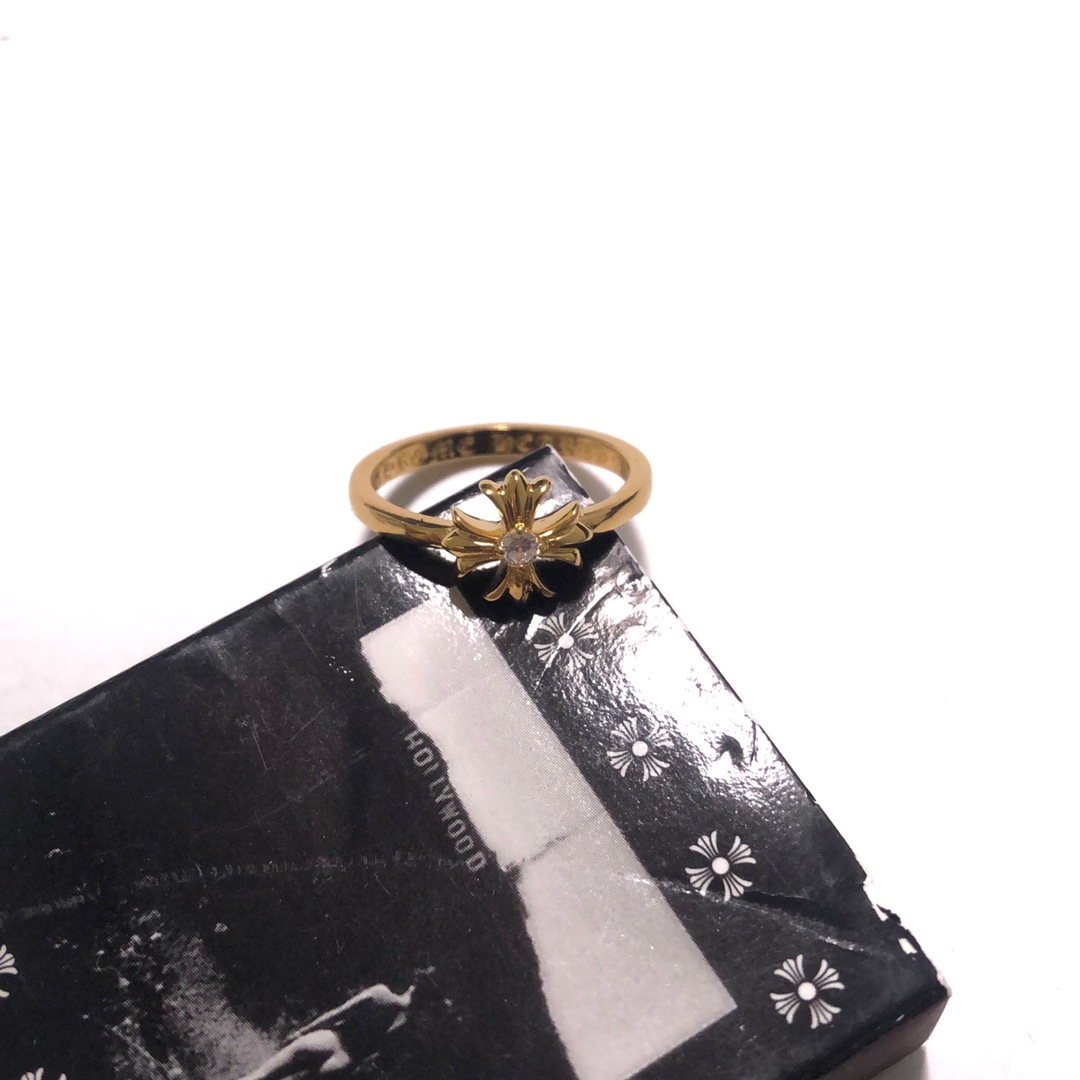 Chrome Hearts 新品上架Chrome hearts 克罗心十字架单钻戒指