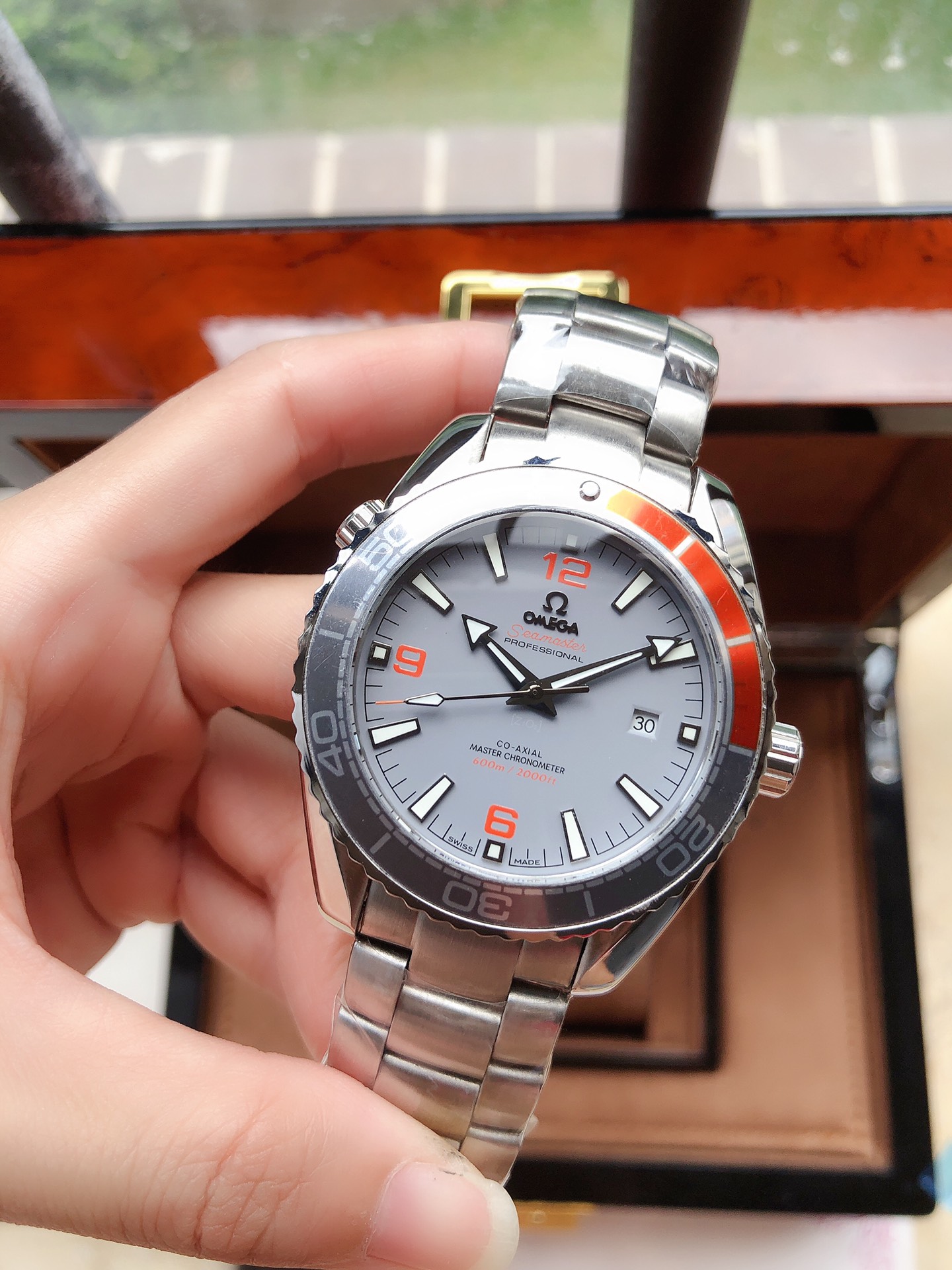 OMEGA欧米茄 海洋600米 メンズ自動機械腕時計 316L精鋼 & 夜光機能