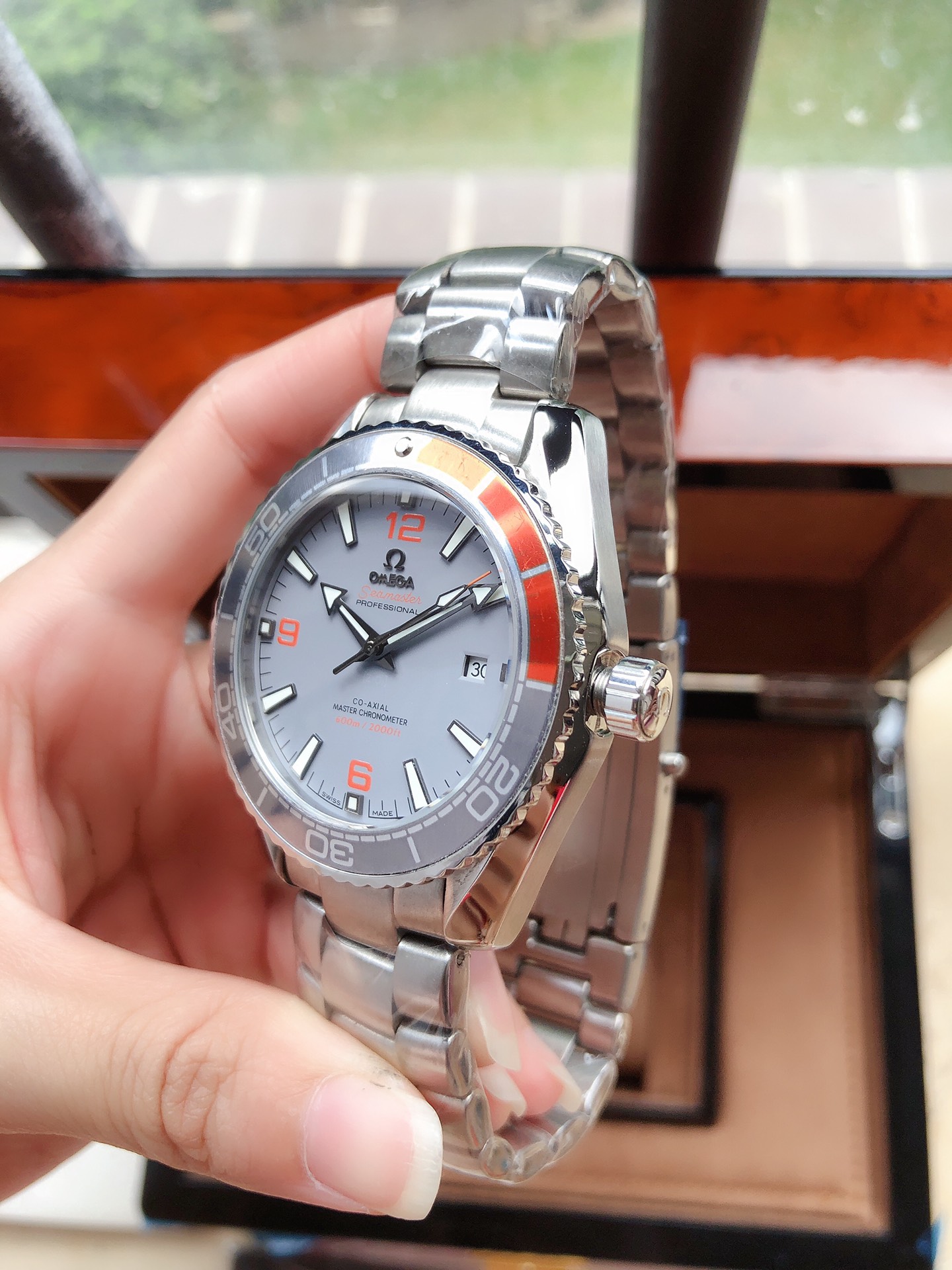 OMEGA欧米茄 海洋600米 メンズ自動機械腕時計 316L精鋼 & 夜光機能