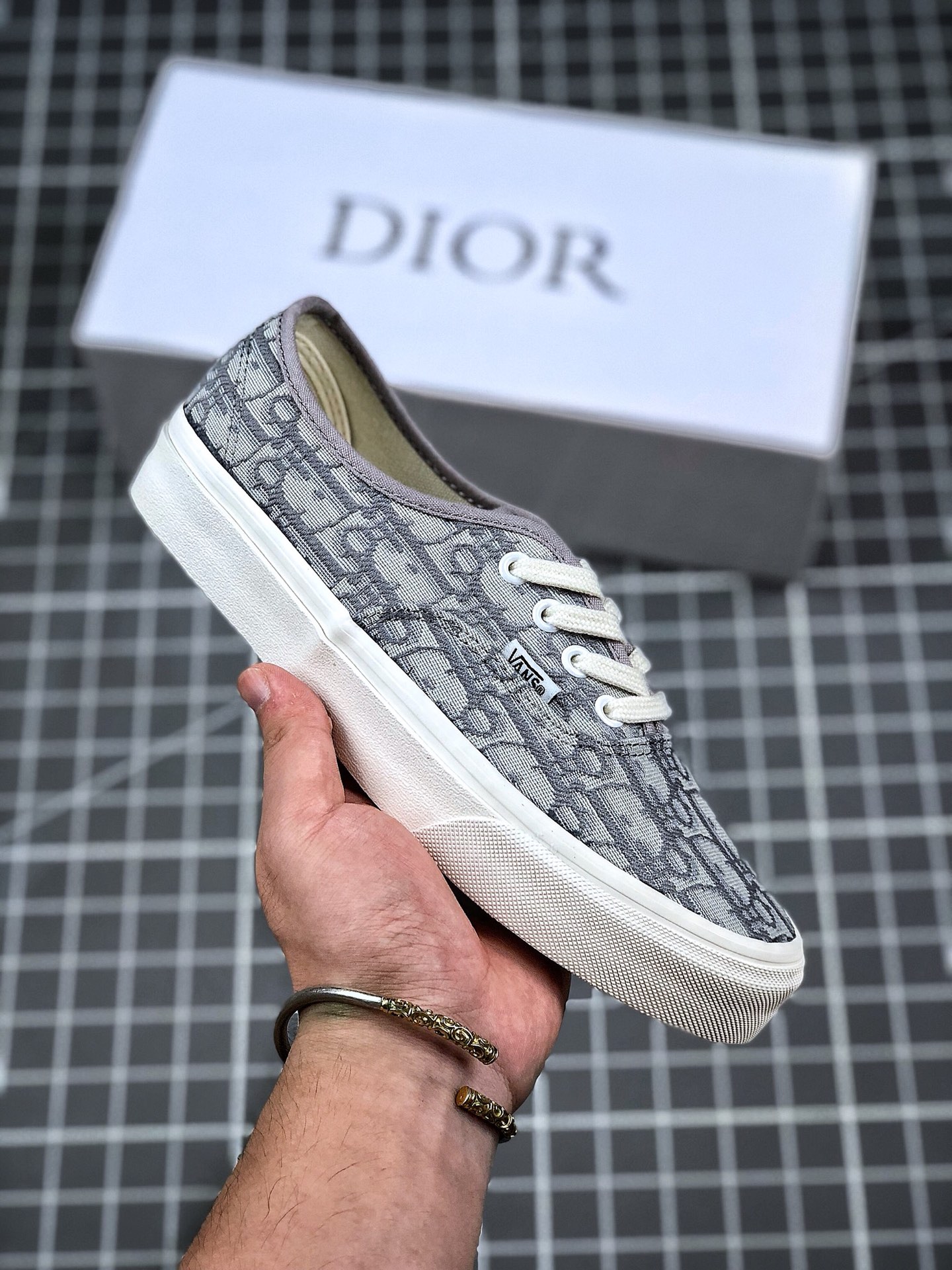dior vans price