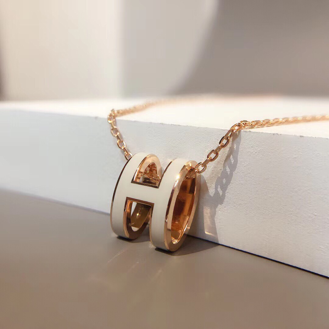 NO:102790,(Rose gold color with milk tea gray) Hermes necklace classic pop enamel necklace, Hermes logo 