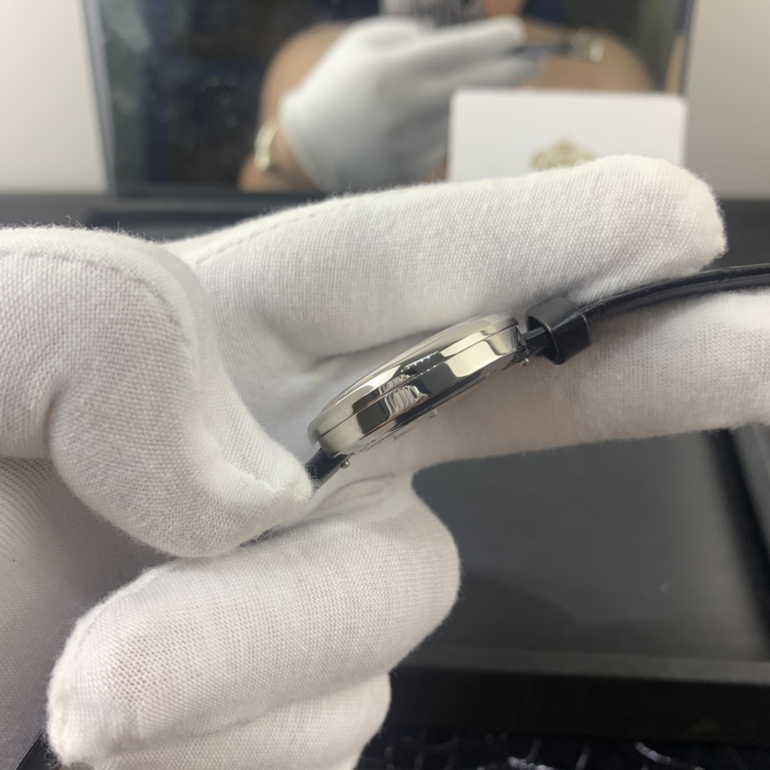 Piaget 皇家 伯爵POSSESSION系列女表
