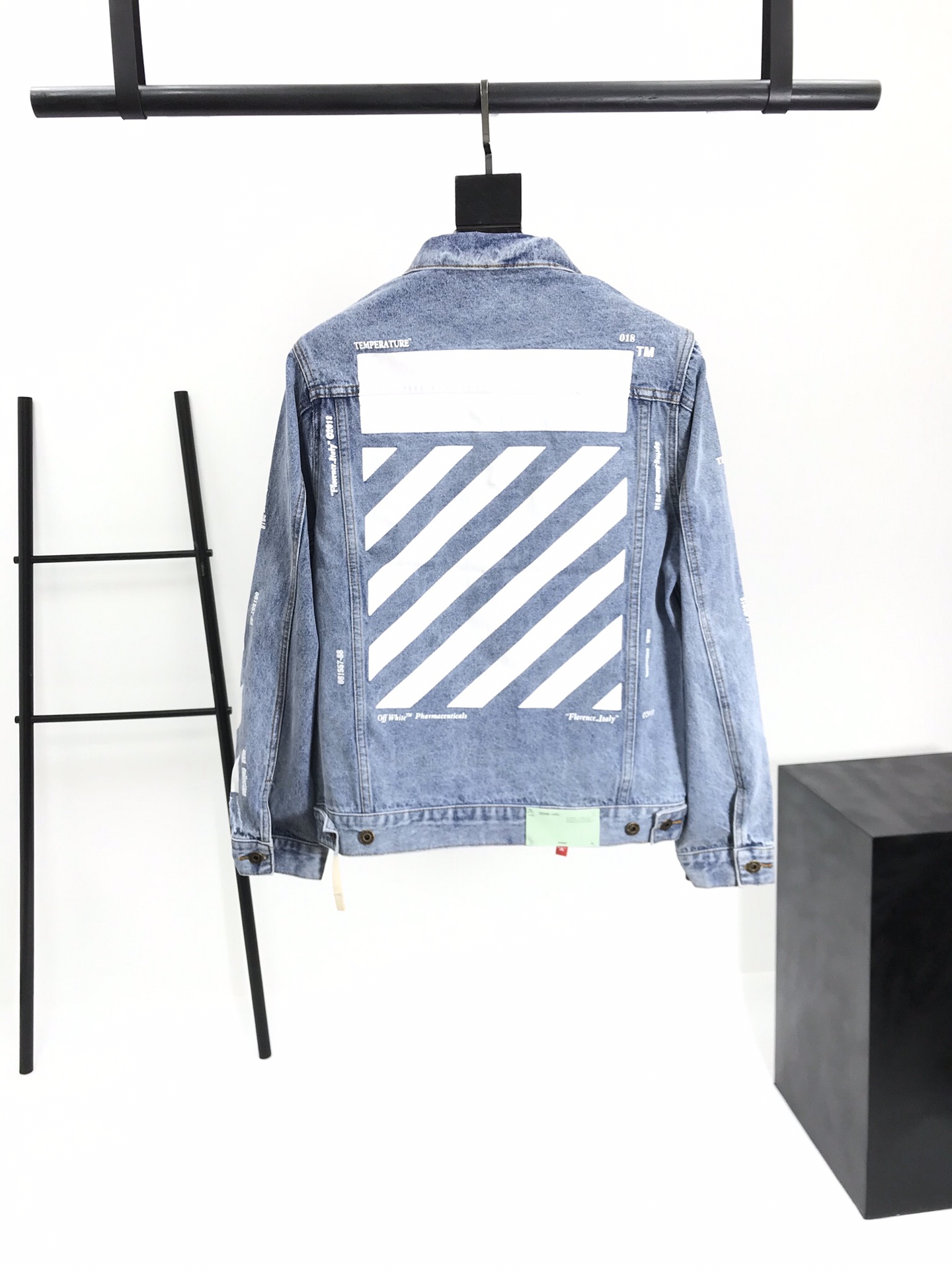 [OffWhite Women