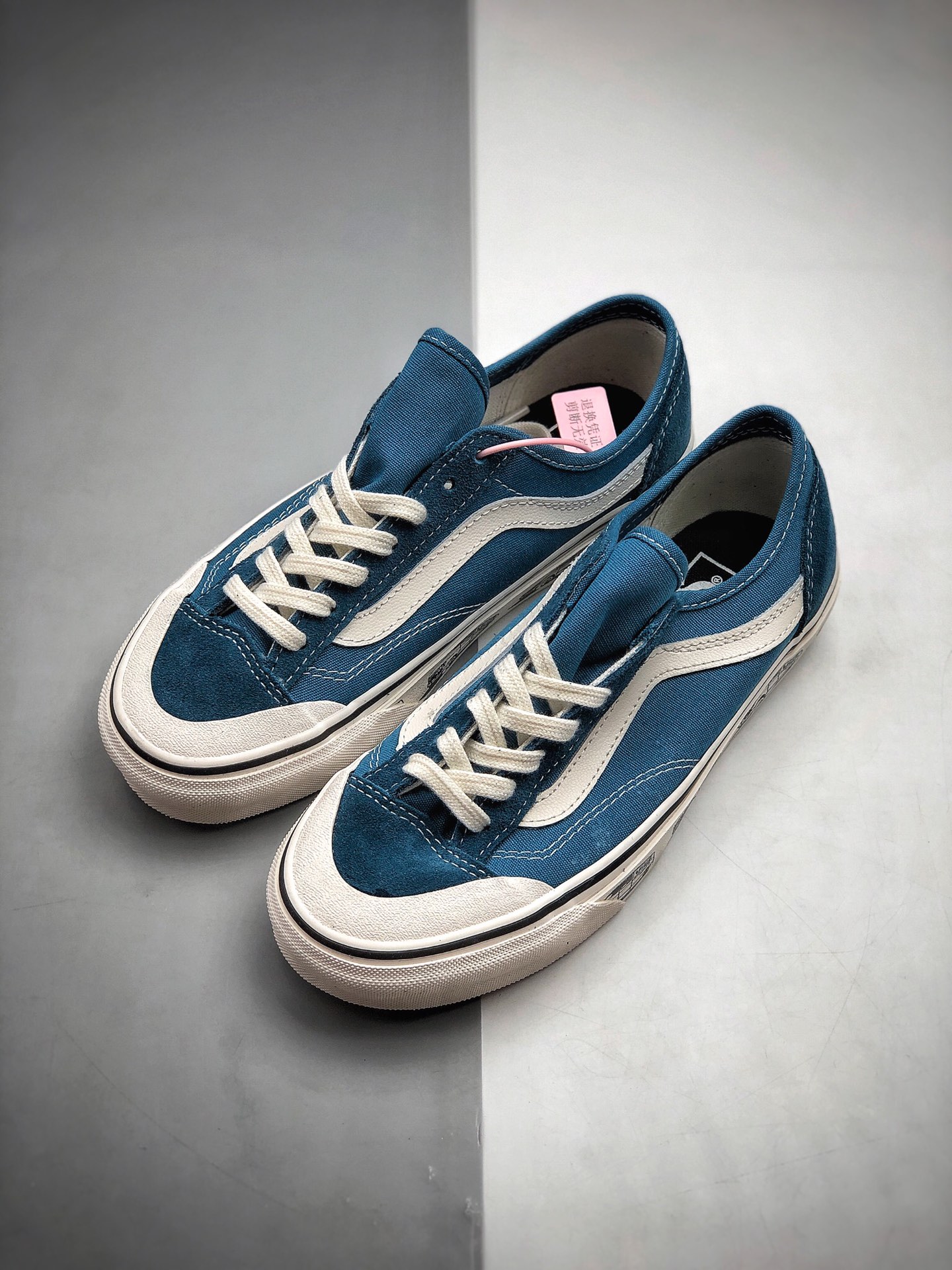 150  Vans Style 36 Cecon SF 半月包头大巴车 权志龙包头杀人鲸 VN0A3MVL24M