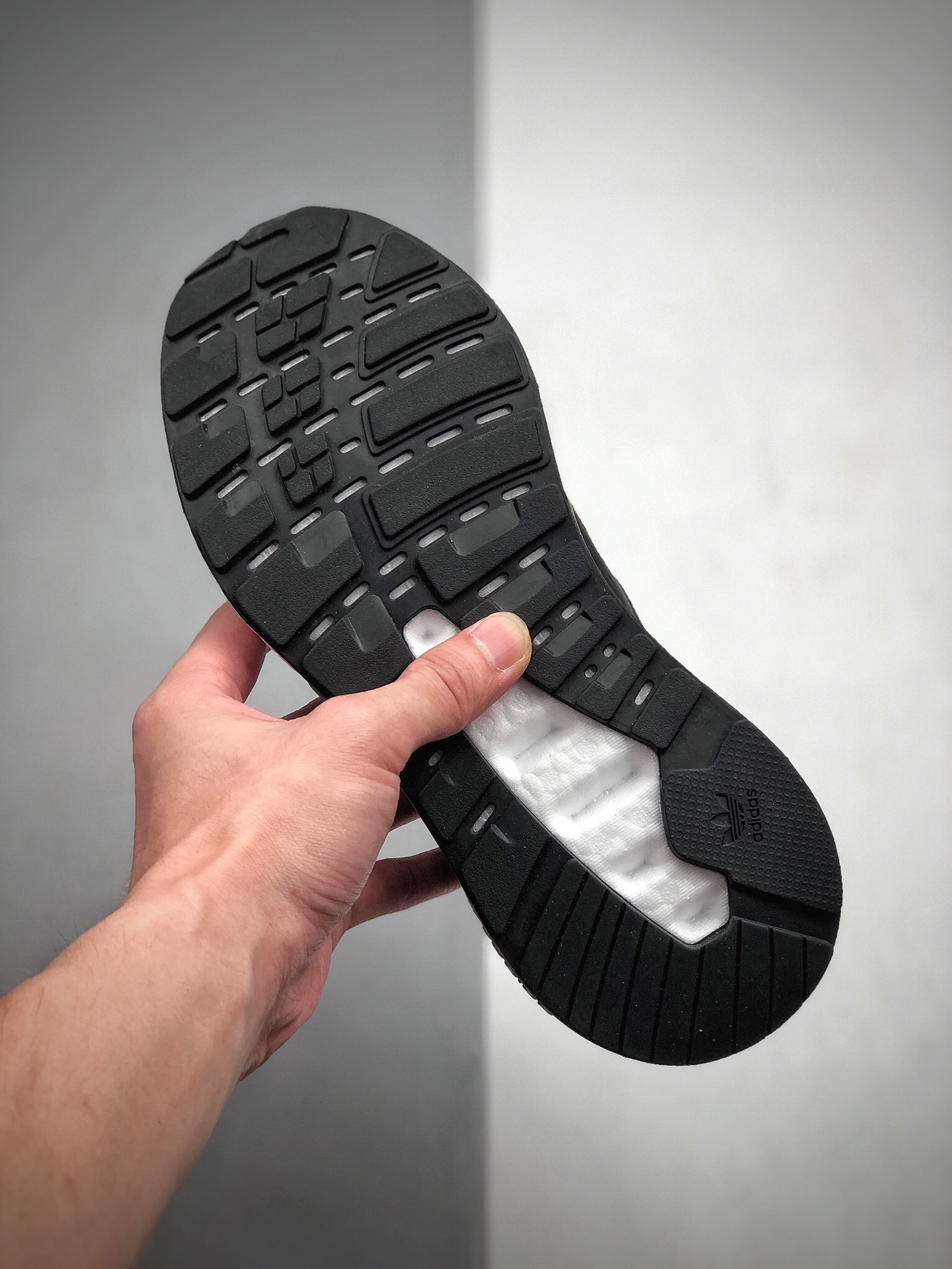 190  adidas Originals ZX 2K Boost 这款adidas街头经典鞋FV7475