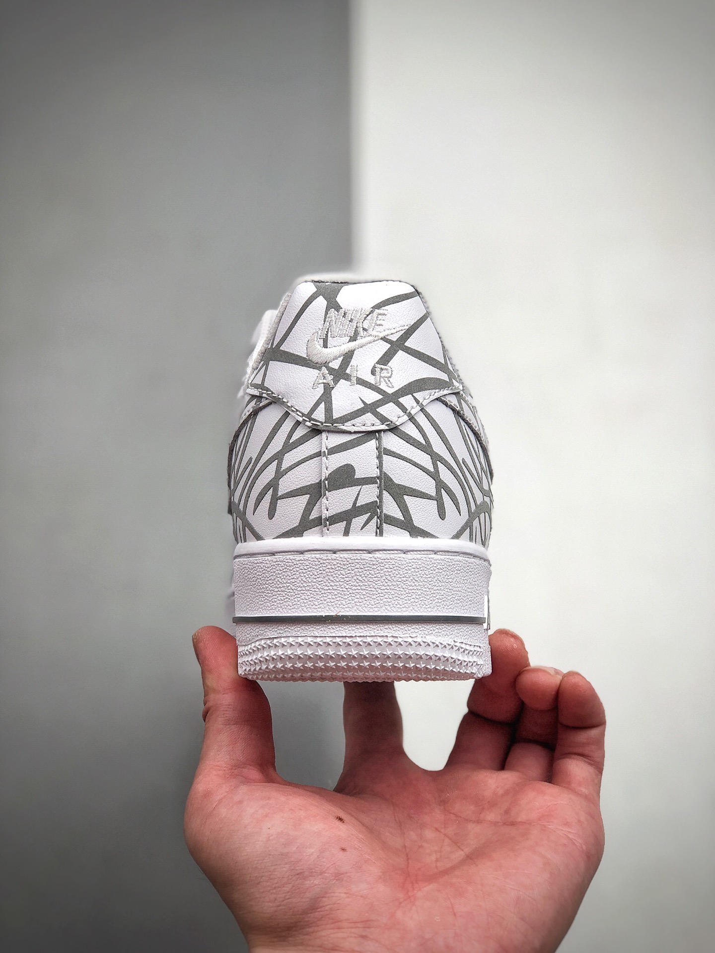 200 耐克 Nike Air Force 1 鸟巢炫酷满天星系列 空军一号低帮百搭休闲运动板鞋N-0299