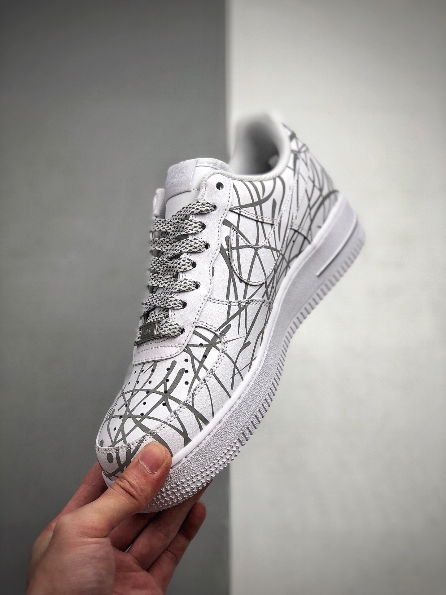 200 耐克 Nike Air Force 1 鸟巢炫酷满天星系列 空军一号低帮百搭休闲运动板鞋N-0299