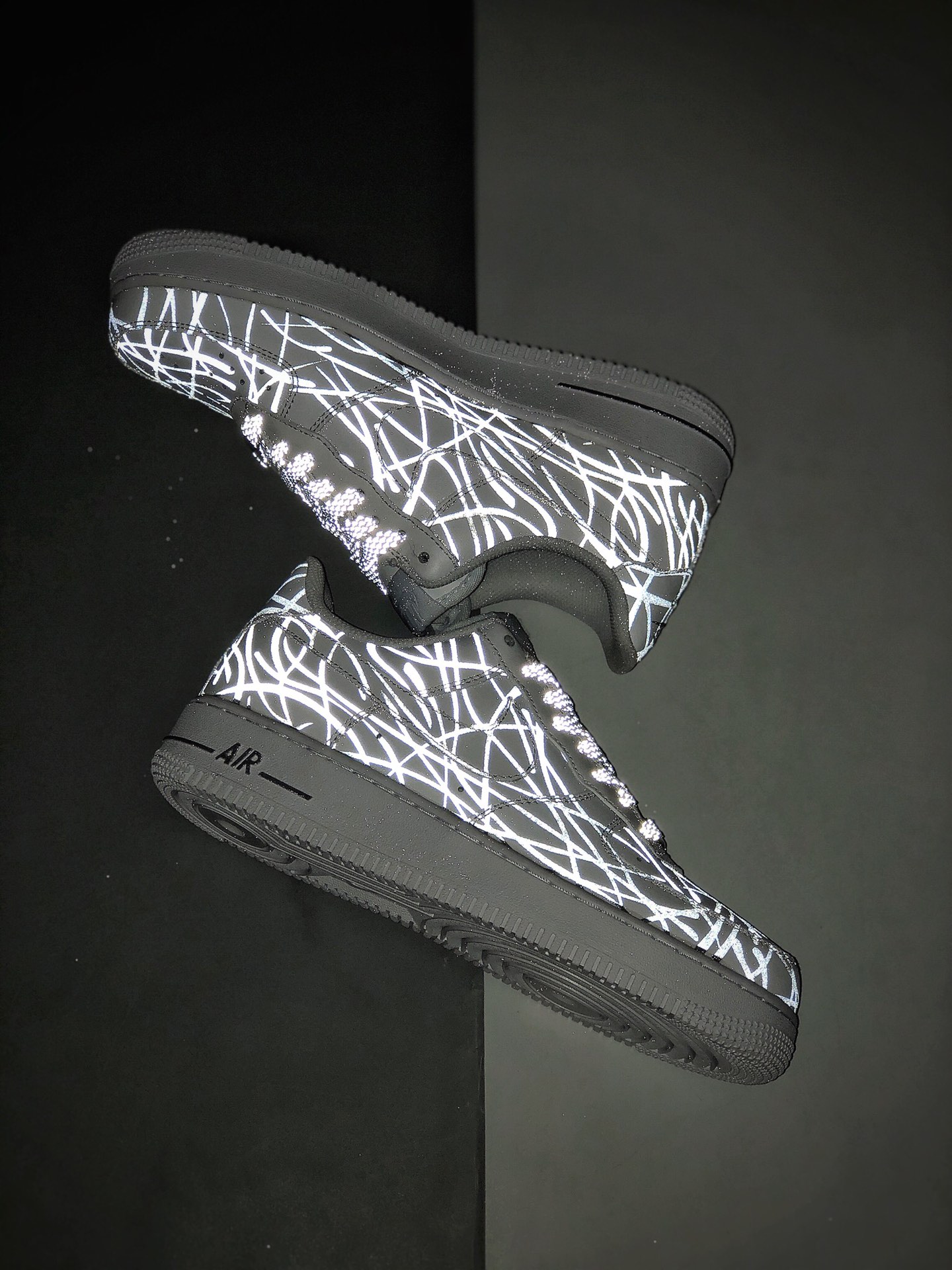 200 耐克 Nike Air Force 1 鸟巢炫酷满天星系列 空军一号低帮百搭休闲运动板鞋N-0299