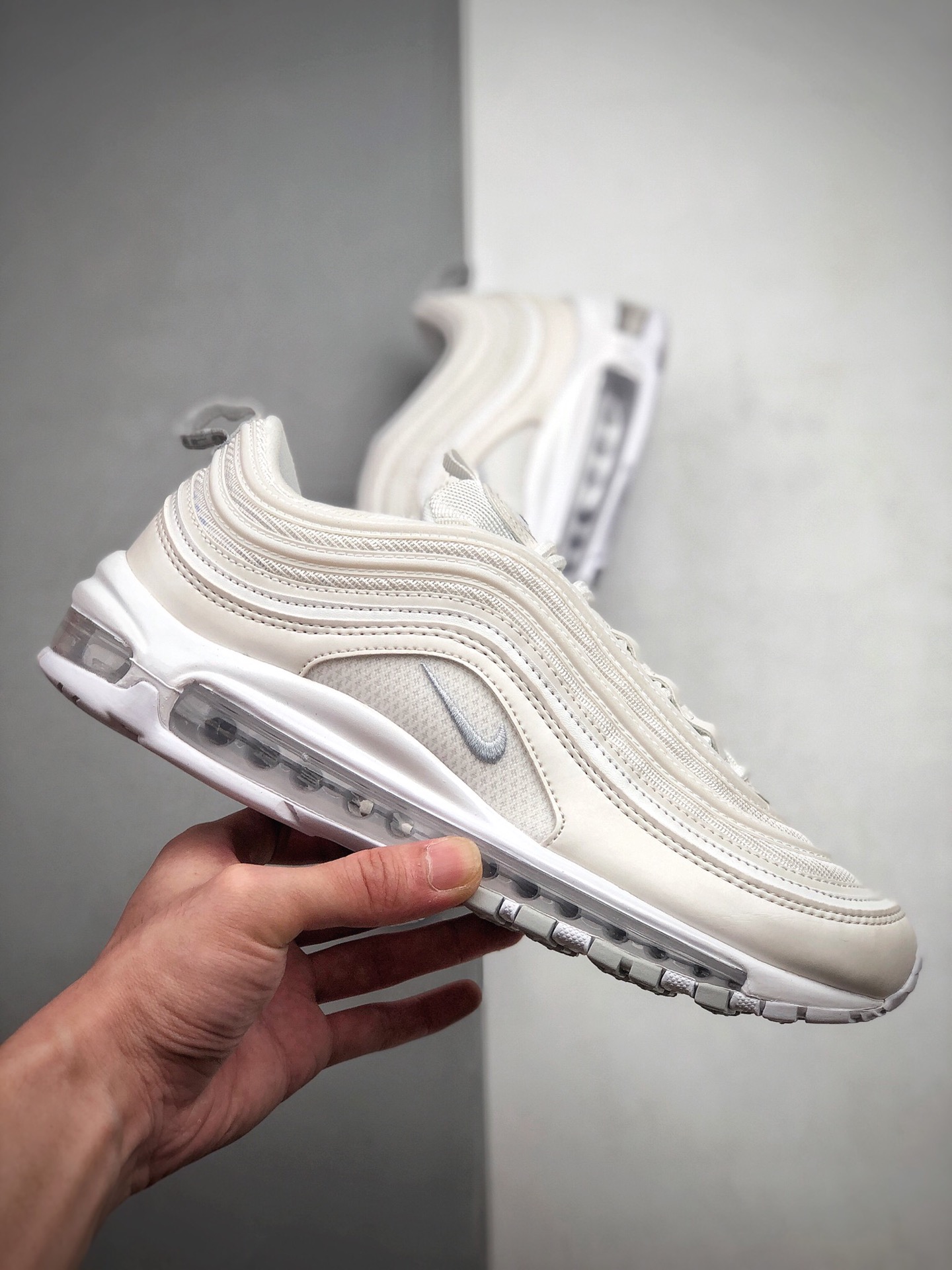 200  NIKE AIR MAX 97子弹 3M“白子弹” 复古全掌气垫跑步鞋  921733-100