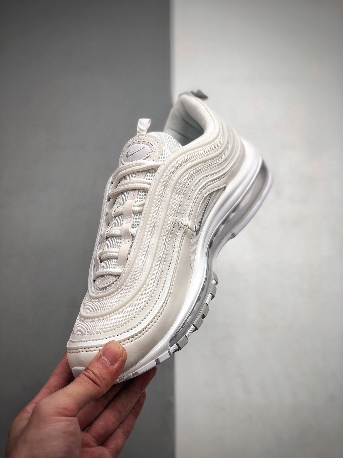 200  NIKE AIR MAX 97子弹 3M“白子弹” 复古全掌气垫跑步鞋  921733-100