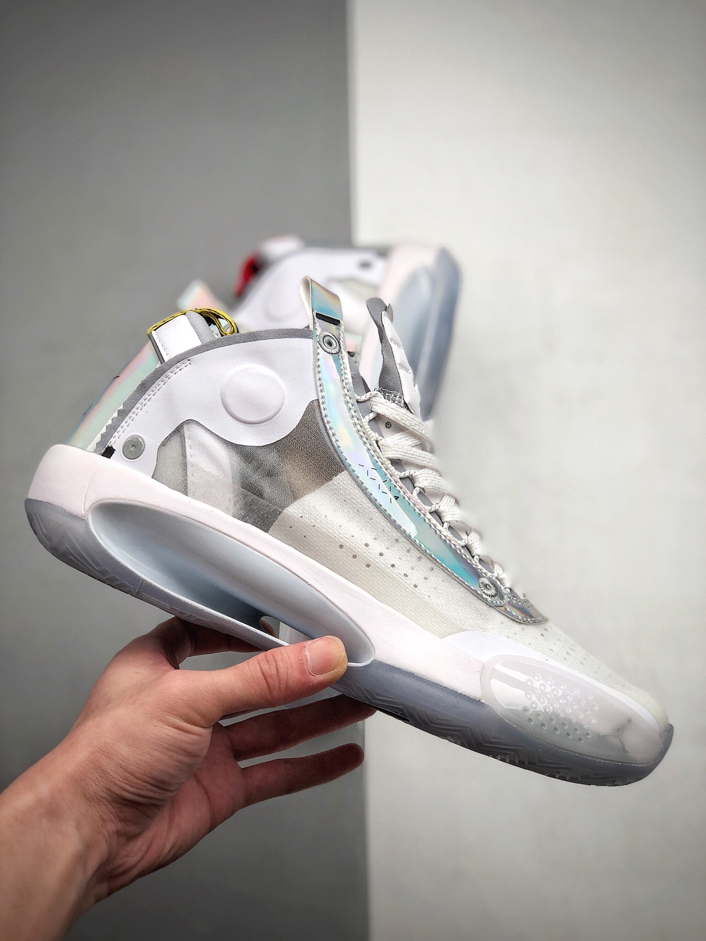 270 Air Jordan XXXIV PF AJ34 乔34代 未来概念轻量化篮球鞋 BQ3381-101