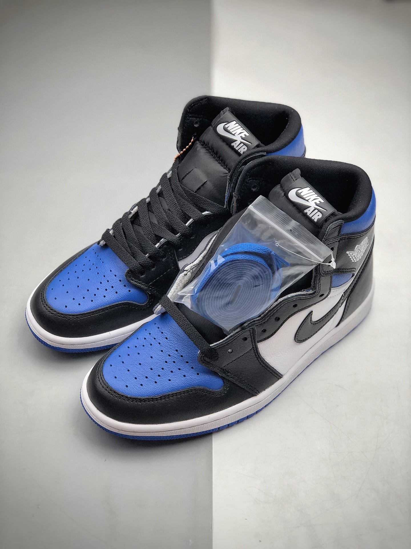 430 Jordan 1 Retro High OG “Court Purple” 高帮 黑蓝脚趾 AJ1 乔丹1代 aj1 乔1 高邦 黑蓝脚趾 乔丹篮球鞋系列555088-041