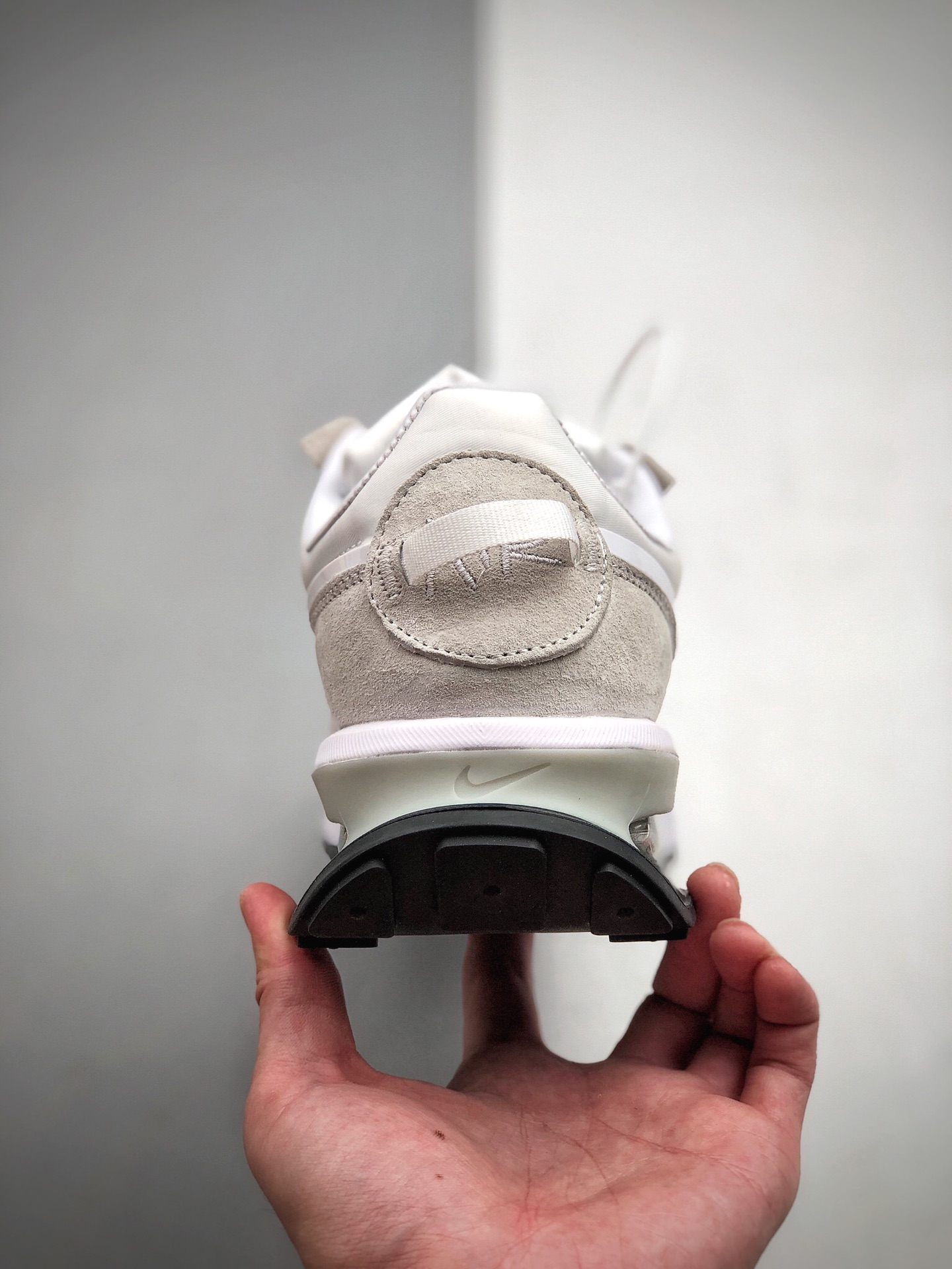 310 Air Max 270 “Pre-Day” 971265 100