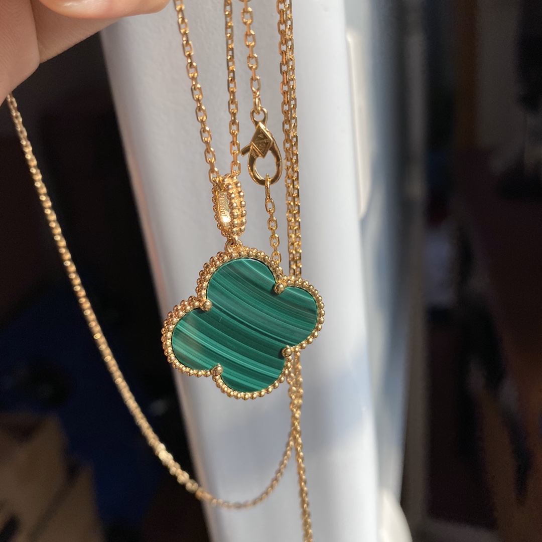 Van Cleef & Arpels VCA大花毛衣链