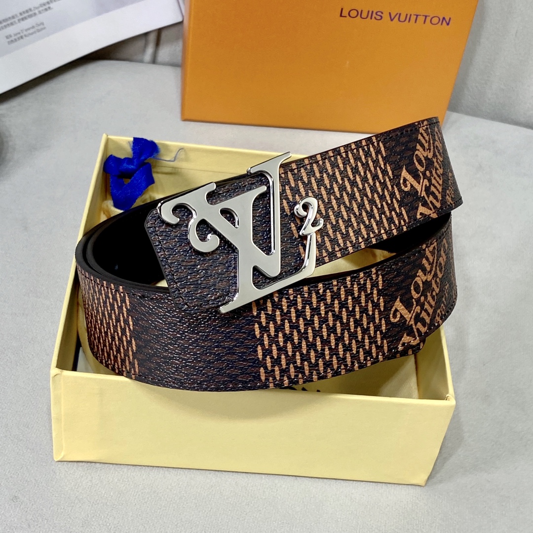 Louis Vuitton Belts Men Calfskin Cowhide