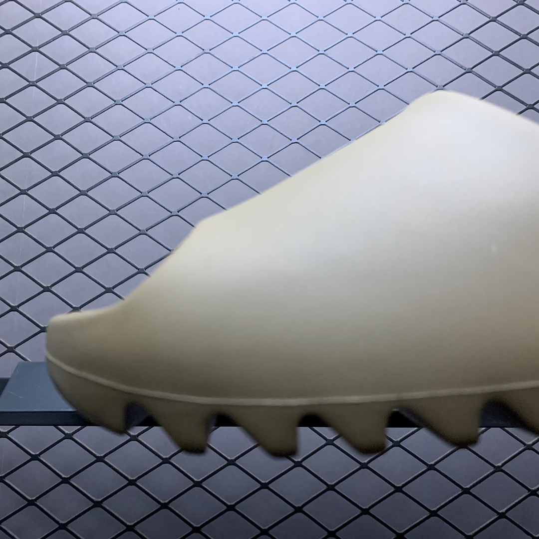 130 Adidas 阿迪达斯 Original Yeezy Slide Brown FV8425 咖啡色 侃爷椰子拖鞋