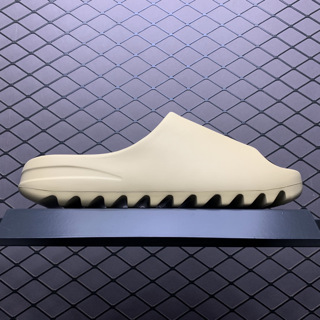 130 Adidas 阿迪达斯 Original Yeezy Slide  Sand FW6344 沙色
