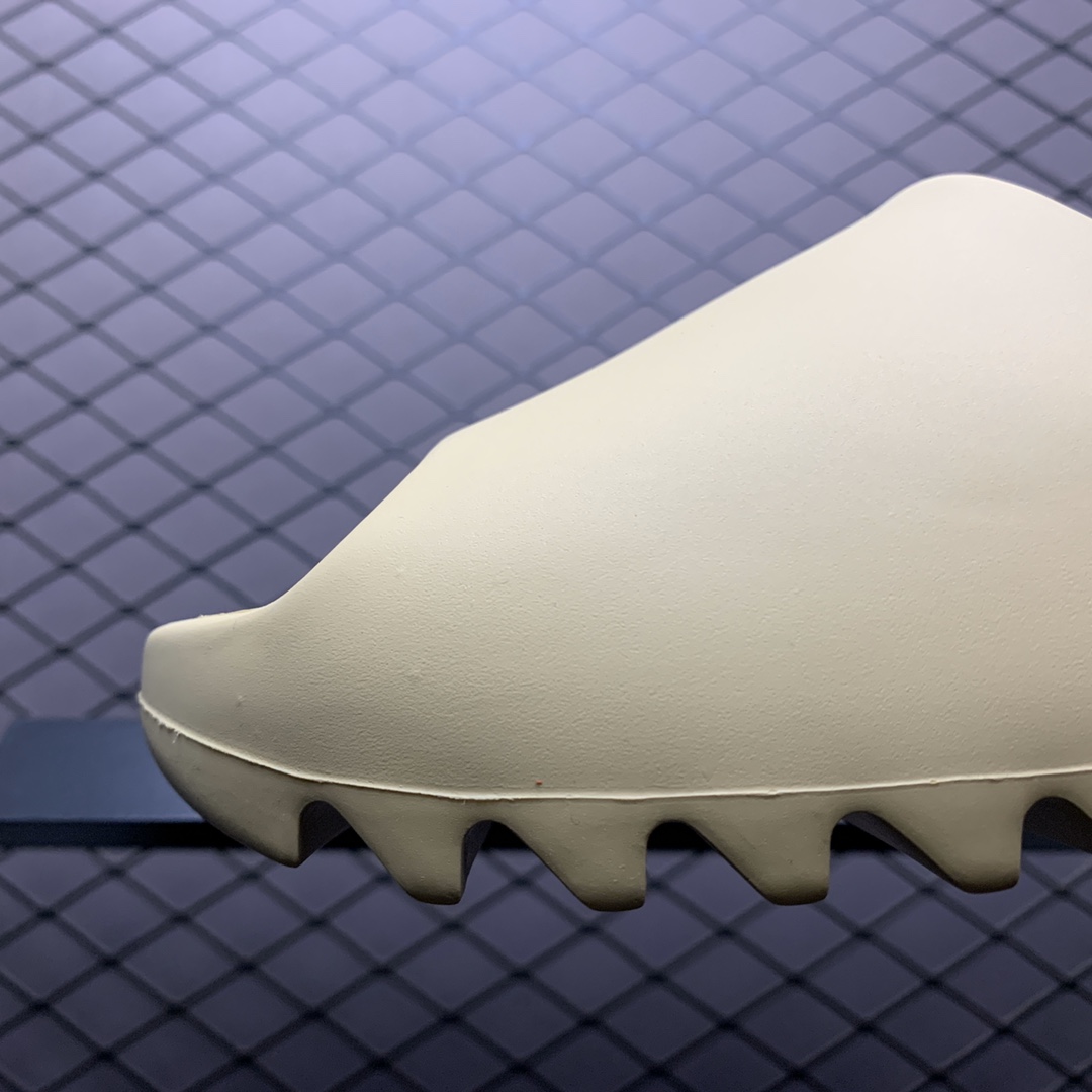 130 Adidas 阿迪达斯 Original Yeezy Slide  Sand FW6344 沙色
