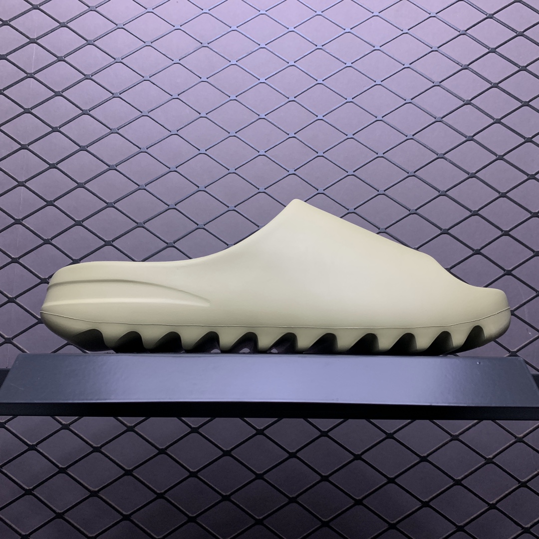 130 Adidas 阿迪达斯 Original Yeezy Slide  Resin FX0494 豆绿 侃爷椰子拖鞋