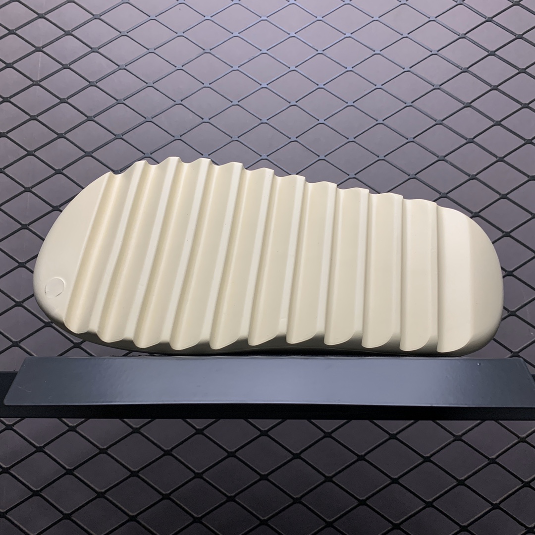 130 Adidas 阿迪达斯 Original Yeezy Slide  Bone FW6345 骨白